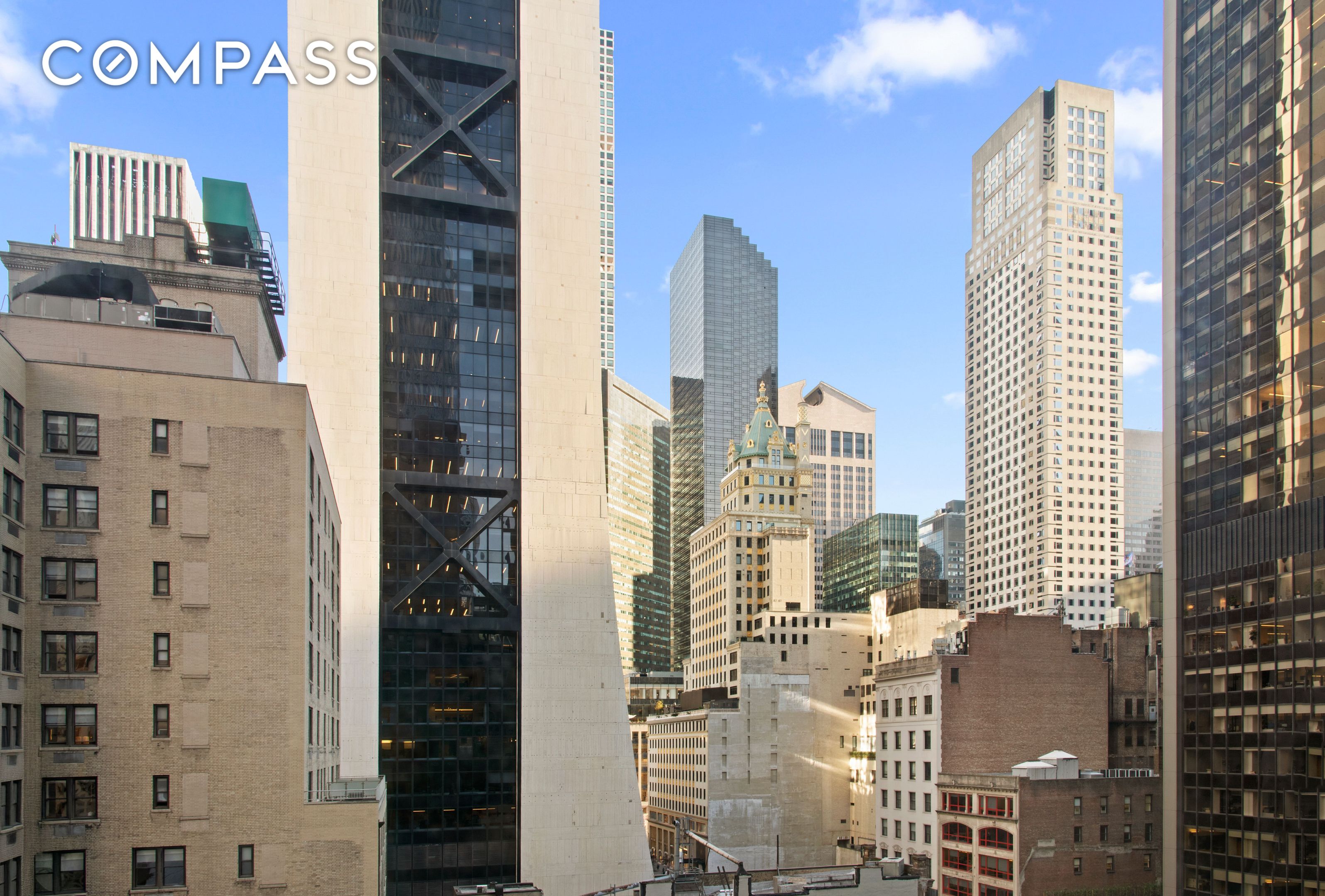 #6 photo, 58 W 58th Street, Midtown , NY 10019