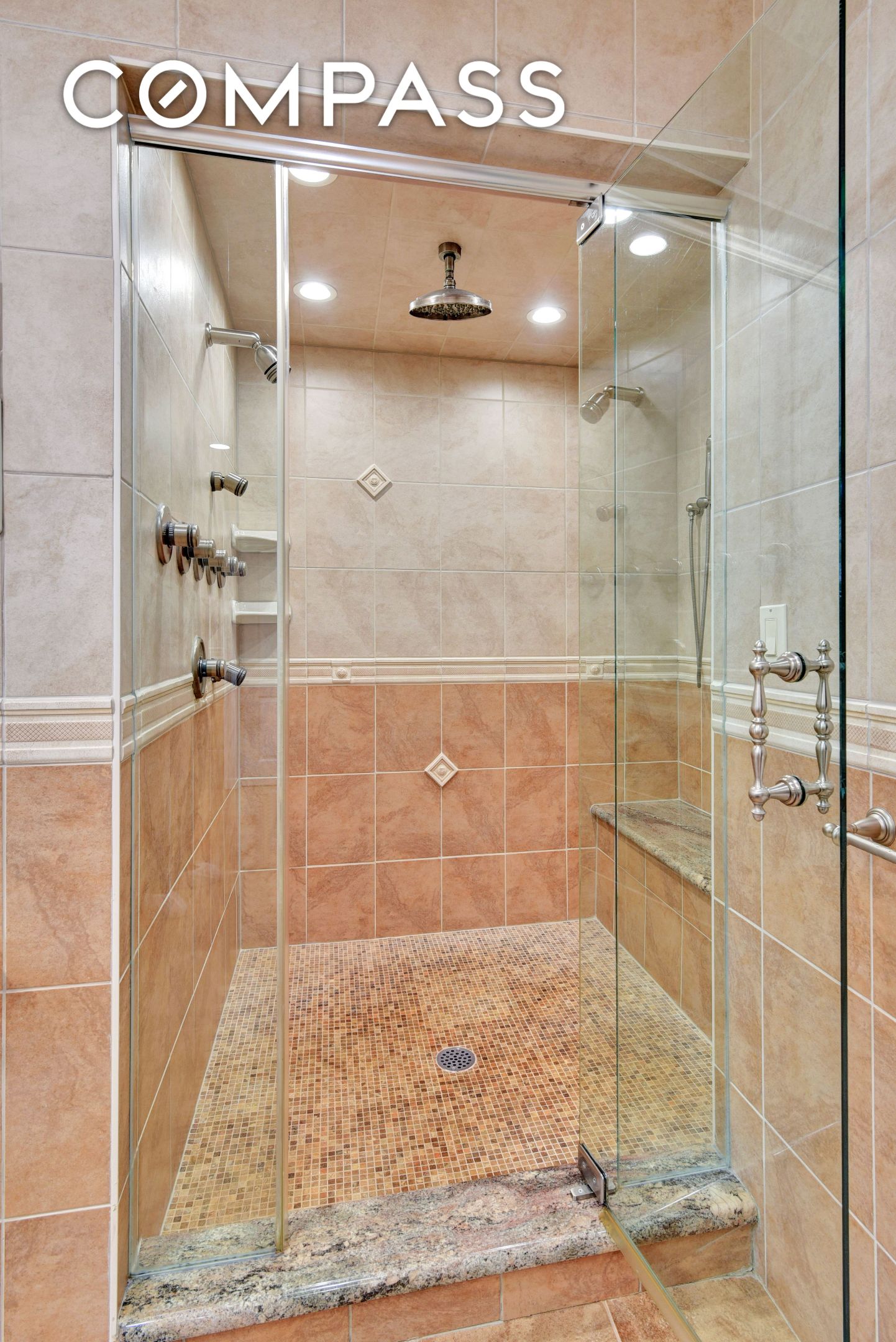 #23 photo, 215 Lawrence Avenue, New York City , NY 10310