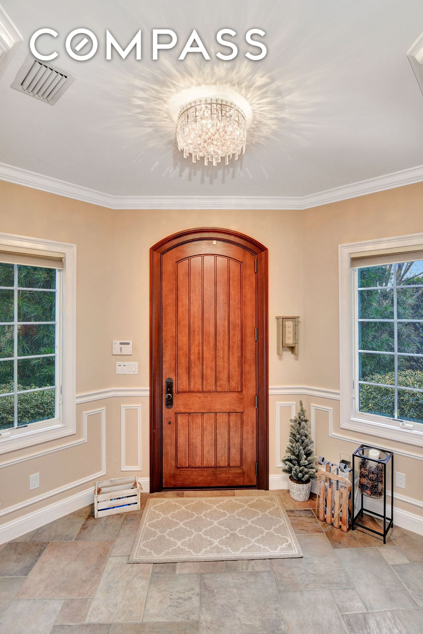 #7 photo, 215 Lawrence Avenue, New York City , NY 10310