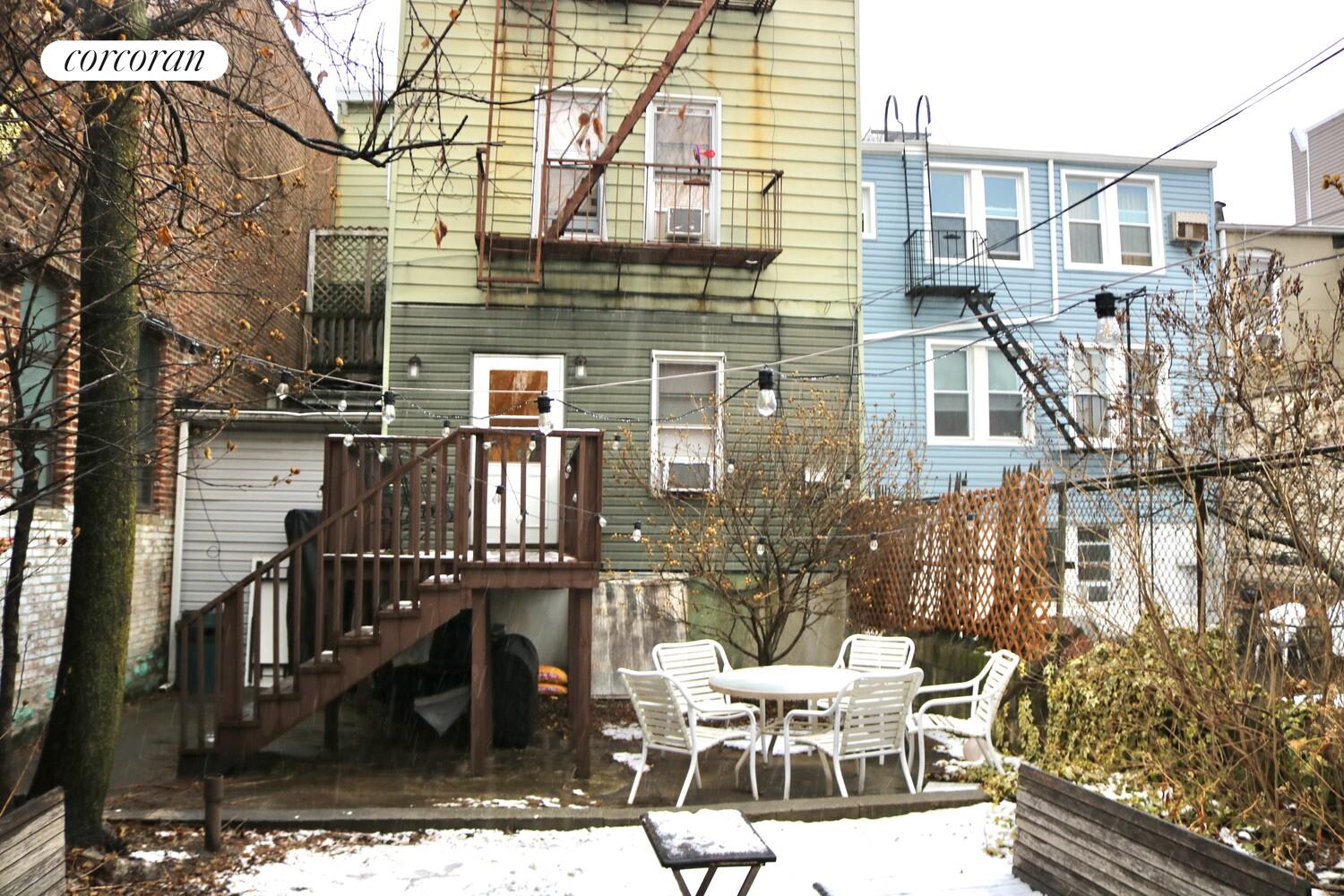 #12 photo, 38 RICHARDSON Street, ब्रुकलीन Williamsburg , NY 11211