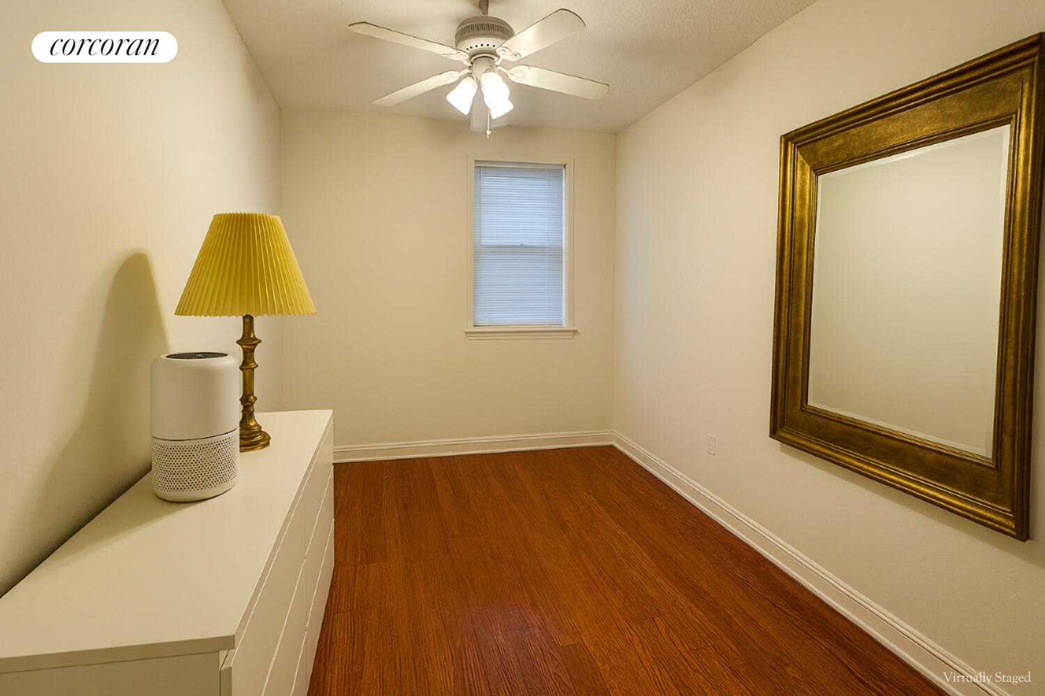 #6 photo, 38 RICHARDSON Street, ब्रुकलीन Williamsburg , NY 11211