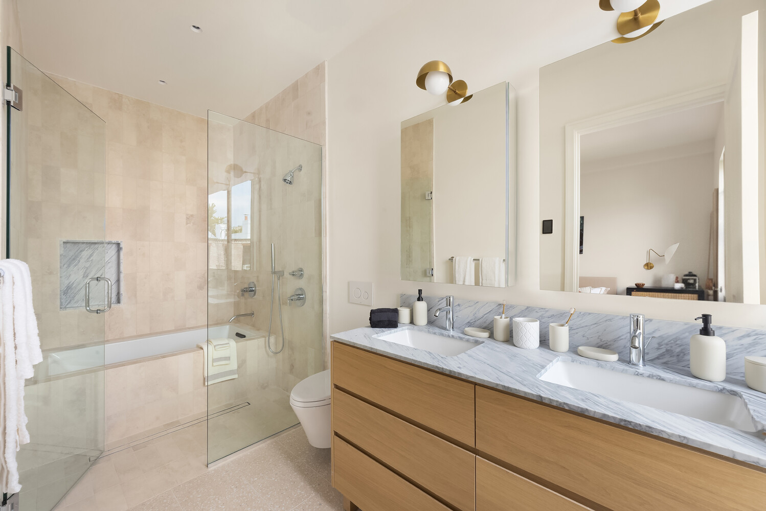 #13 photo, 591 10TH Street, הברונקס Park Slope , NY 11215