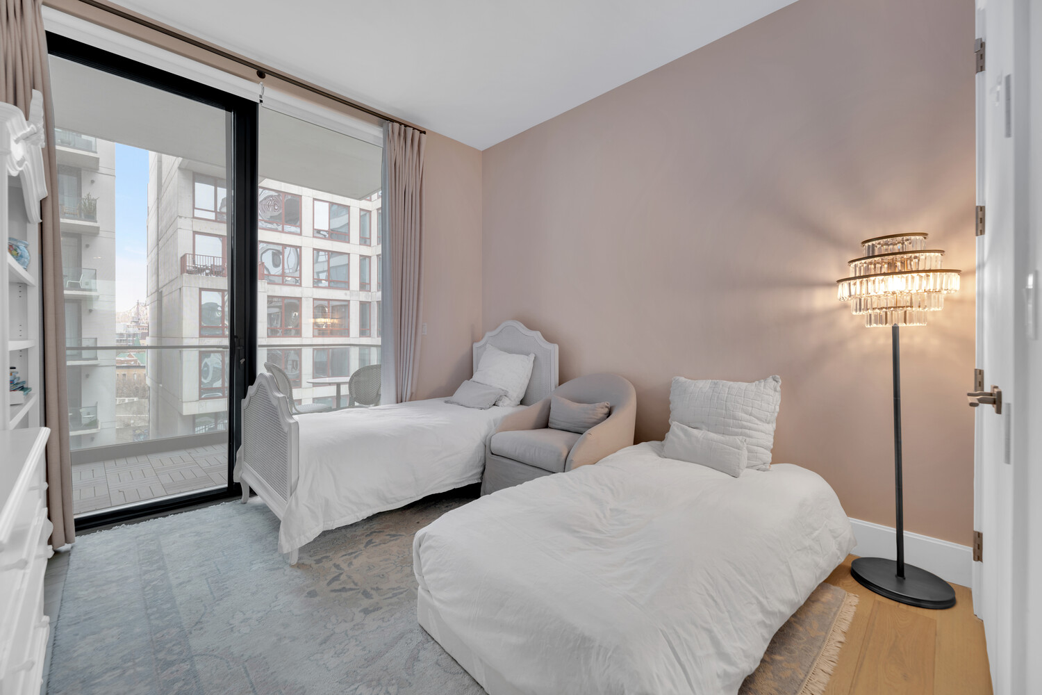 #9 photo, 22-18 JACKSON Avenue, كوينز Long Island City , NY 11101