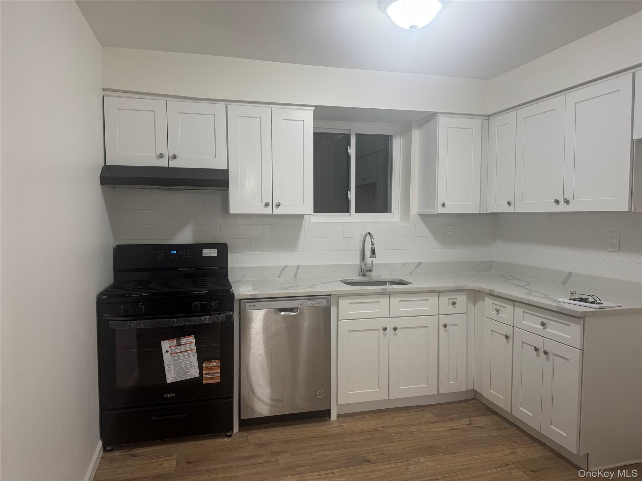 #1 photo, 134-15 160th Street, कुईंस Rochdale , NY 11434