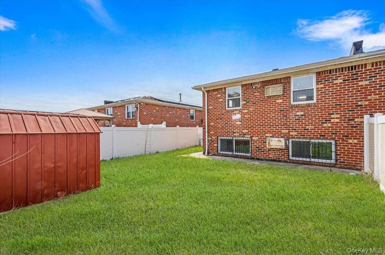 #15 photo, 134-15 160th Street, कुईंस Rochdale , NY 11434