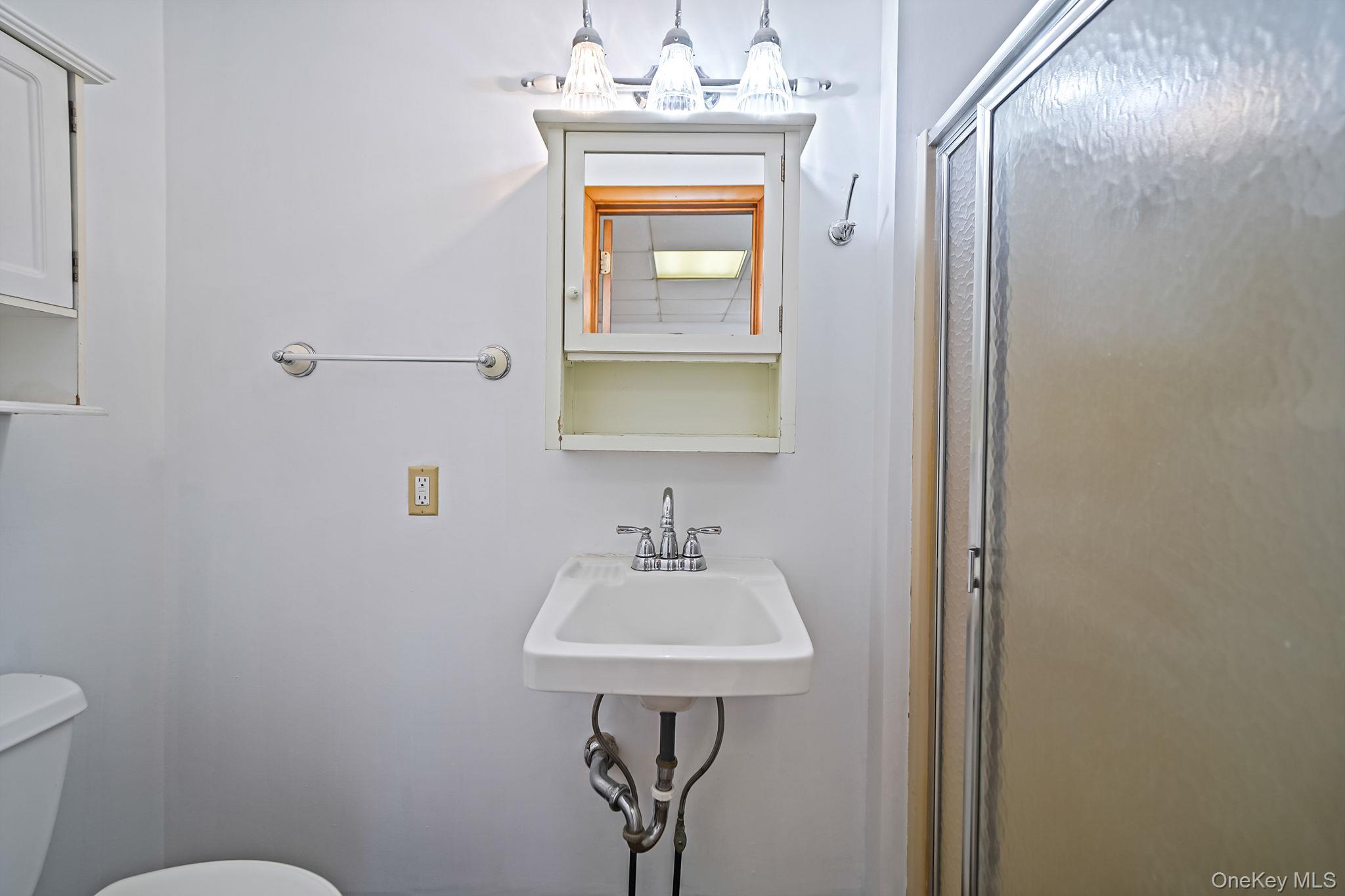 #14 photo, 133 Royal Avenue, सफ़ोक काउंटी Flanders , NY 11901