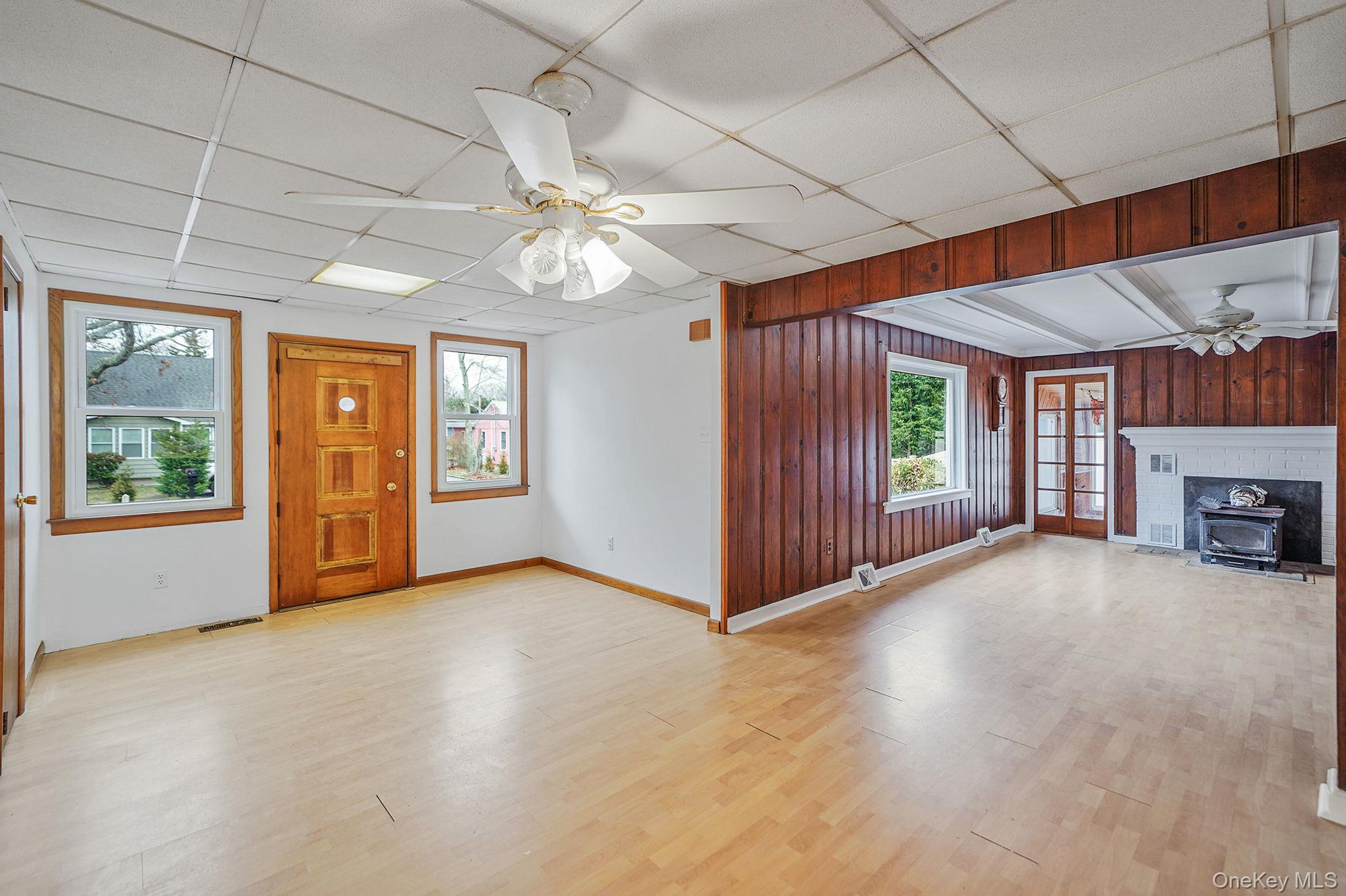 #5 photo, 133 Royal Avenue, सफ़ोक काउंटी Flanders , NY 11901