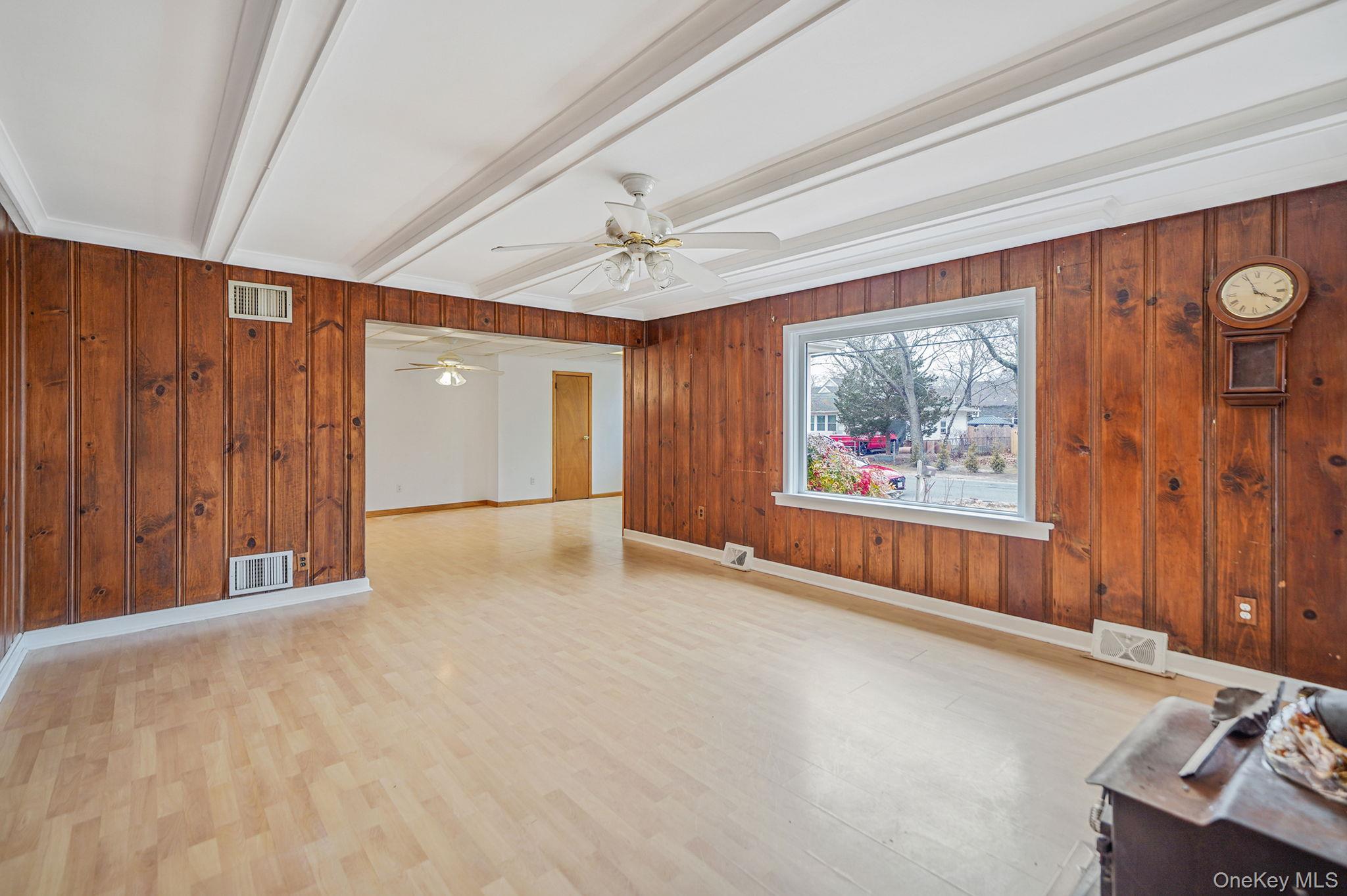 #8 photo, 133 Royal Avenue, सफ़ोक काउंटी Flanders , NY 11901