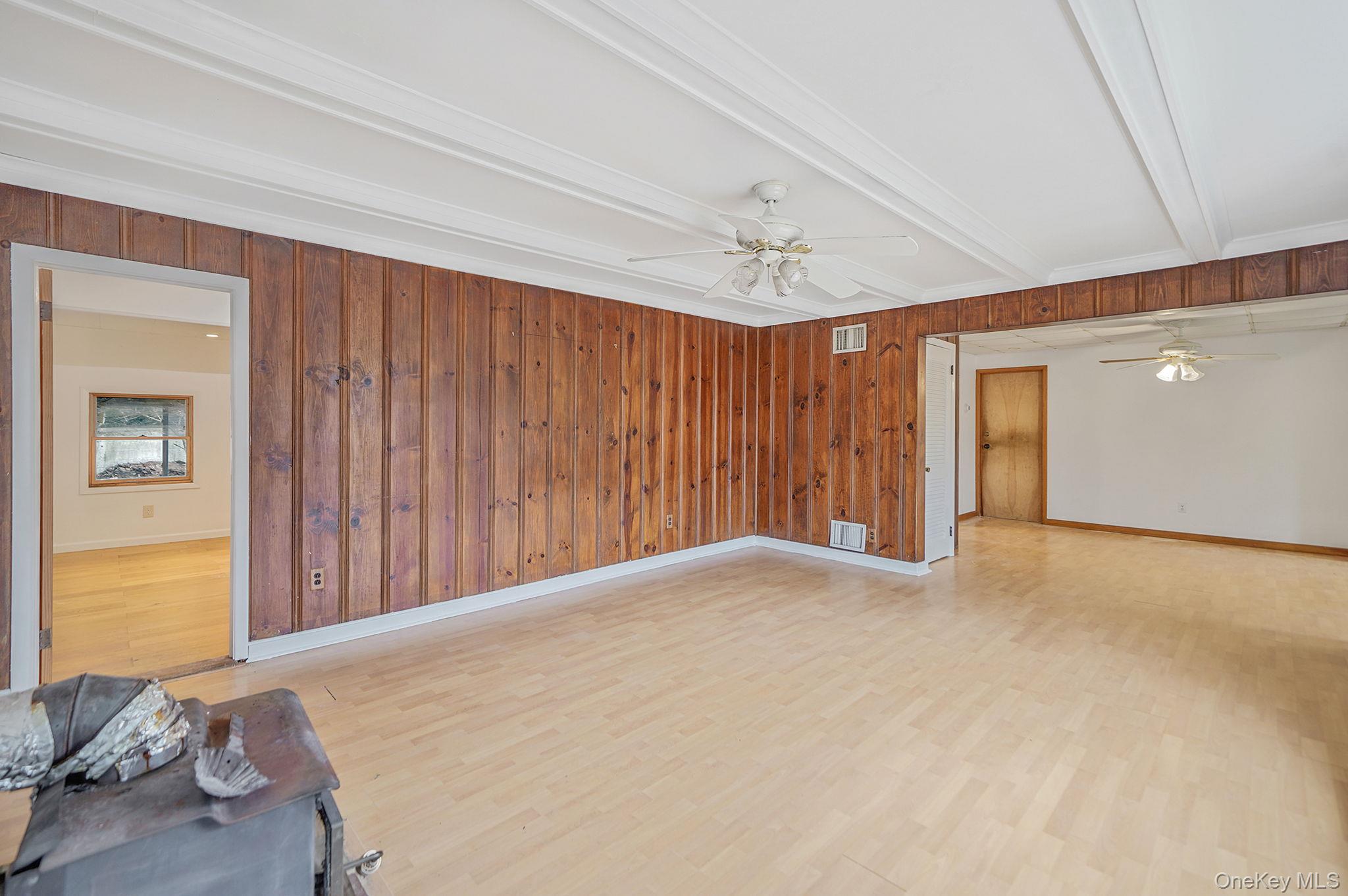 #9 photo, 133 Royal Avenue, सफ़ोक काउंटी Flanders , NY 11901