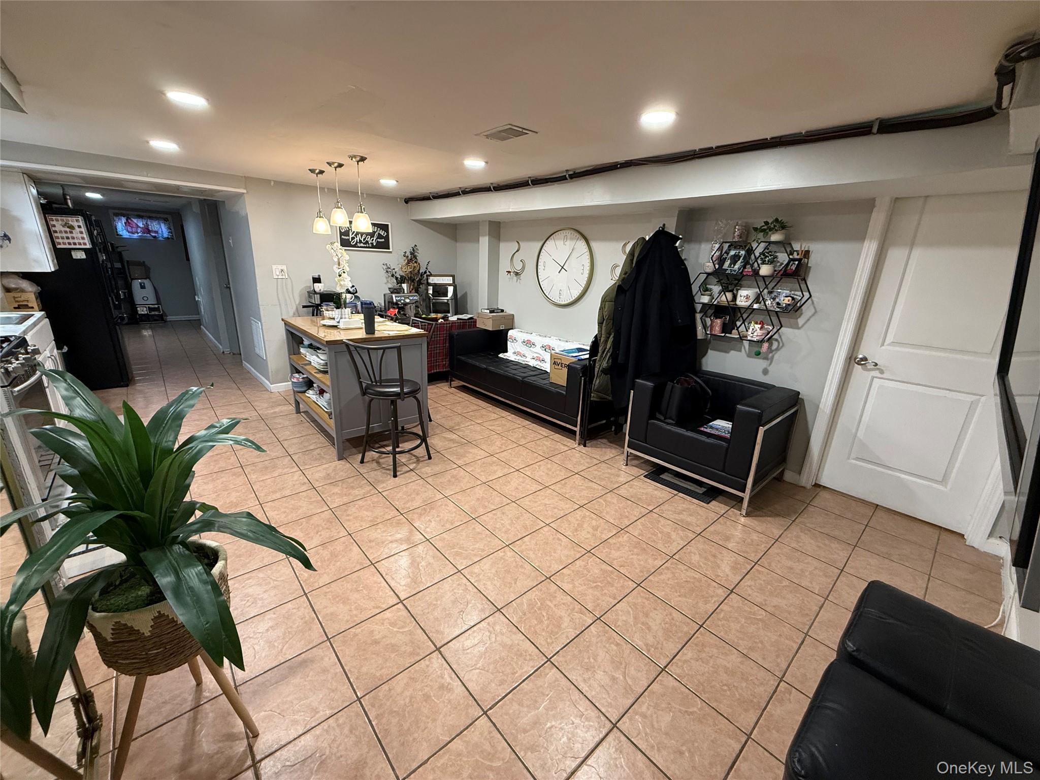 #19 photo, 200 Hancock Street, Brentwood , NY 11717