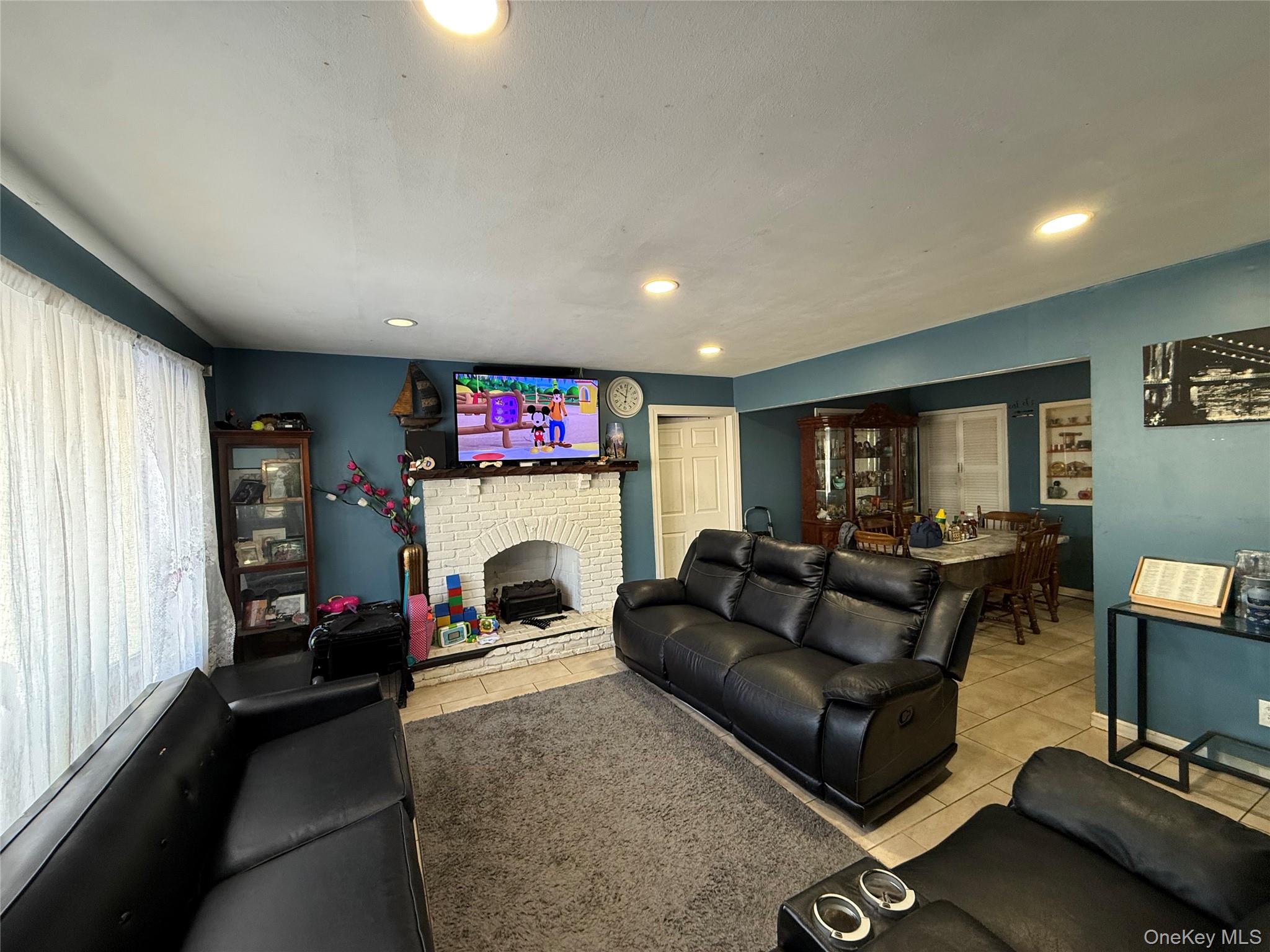 #7 photo, 200 Hancock Street, Brentwood , NY 11717