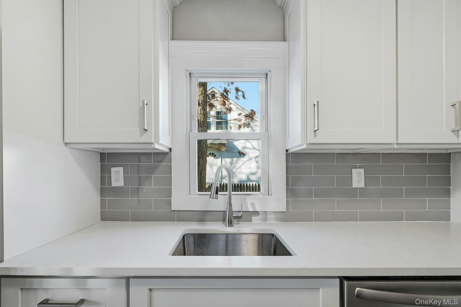 #16 photo, 129 Lakeview Drive, Mastic Beach , NY 11951