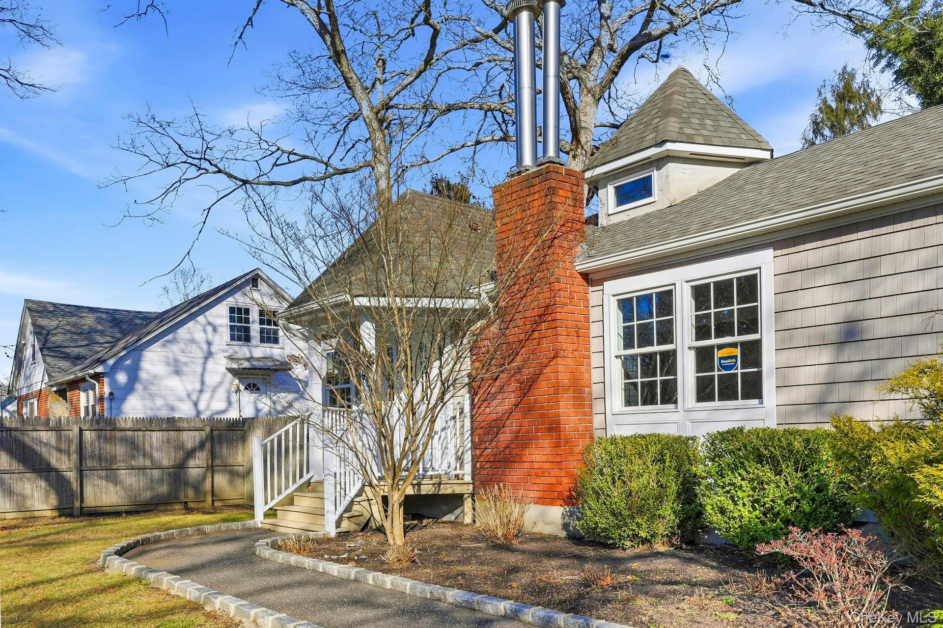 #2 photo, 129 Lakeview Drive, Mastic Beach , NY 11951