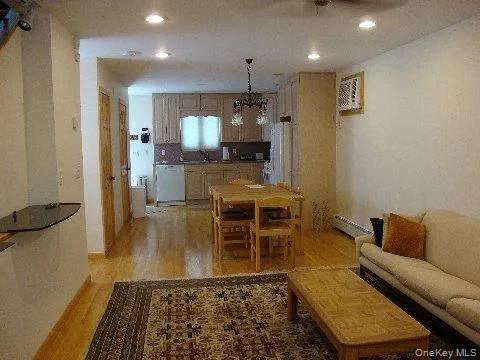 #4 photo, 25 Elm Street, Greenvale , NY 11548