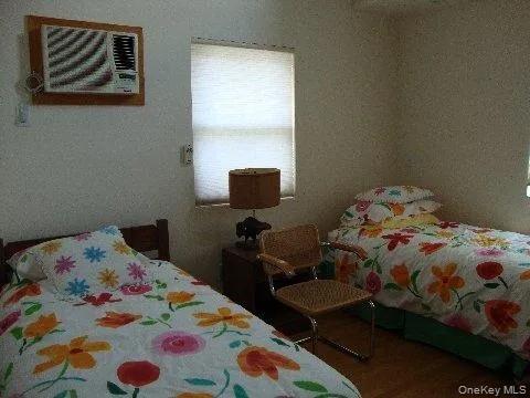 #9 photo, 25 Elm Street, Greenvale , NY 11548