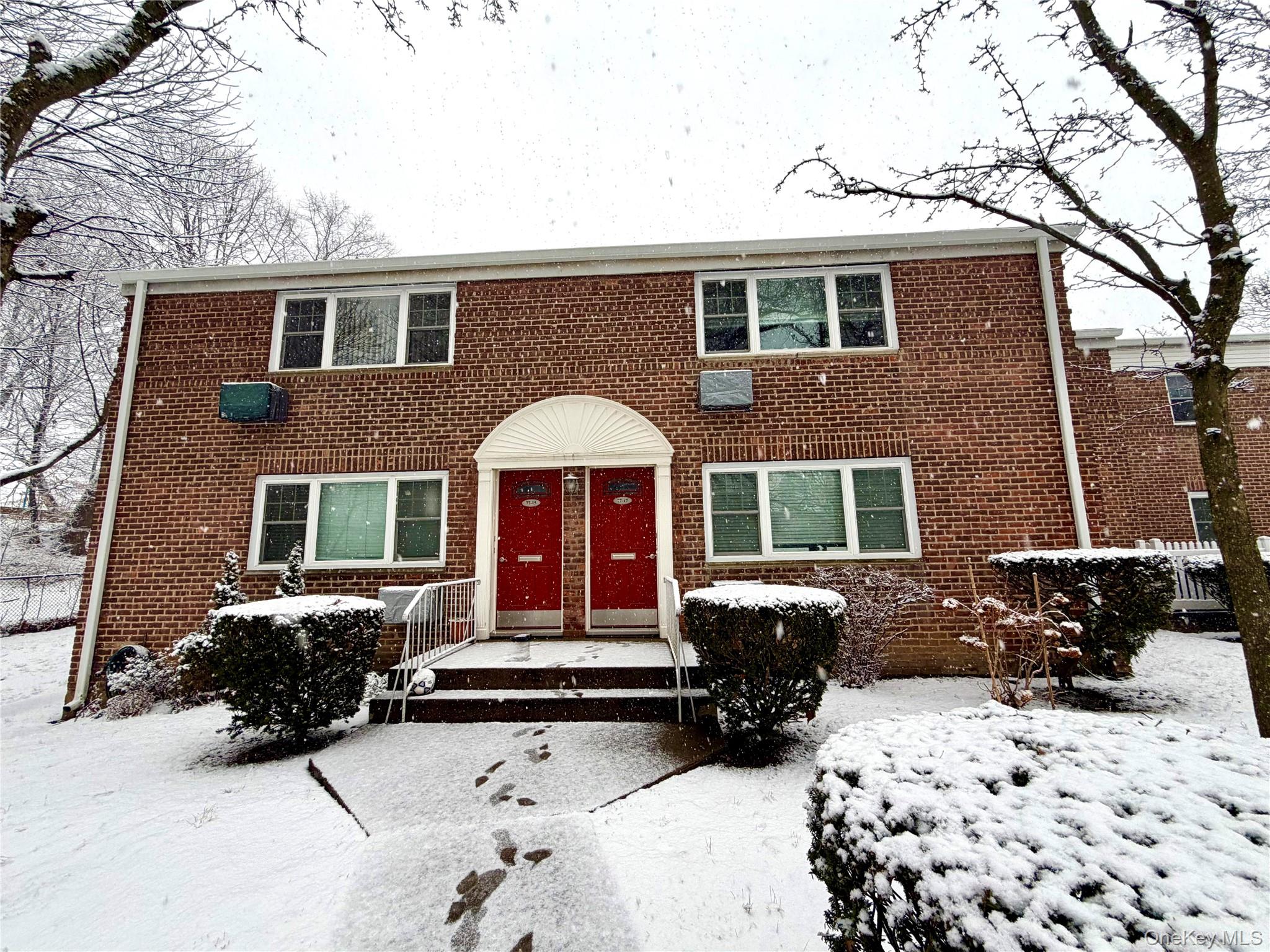 #1 photo, 77-17B Springfield Boulevard, קווינס Bayside , NY 11364