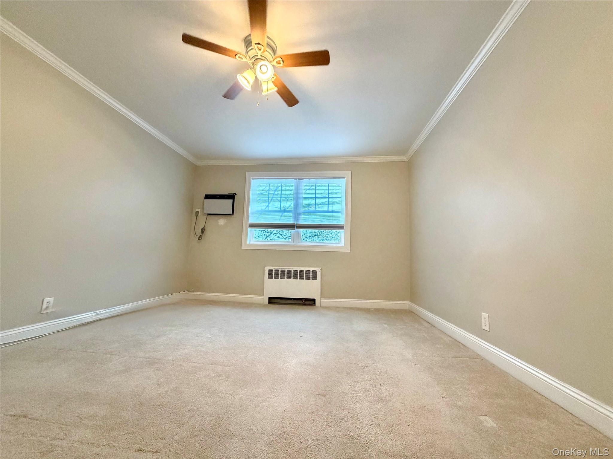 #11 photo, 77-17B Springfield Boulevard, קווינס Bayside , NY 11364