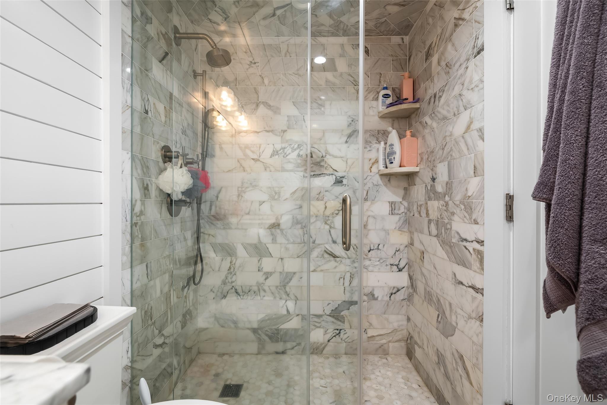 #17 photo, 185 W Park Avenue, नासाउ काउंटी Long Beach , NY 11561