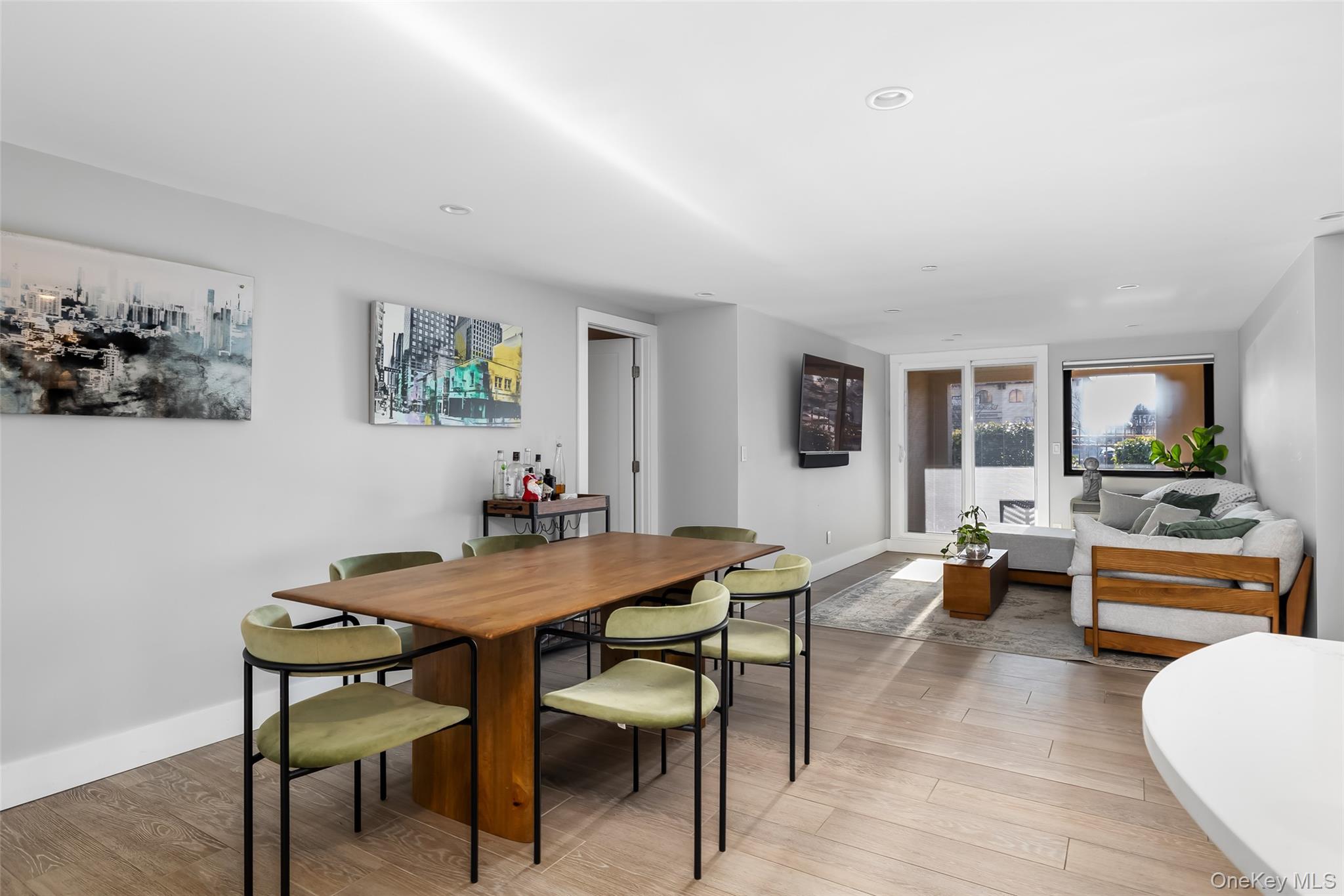 #5 photo, 185 W Park Avenue, नासाउ काउंटी Long Beach , NY 11561