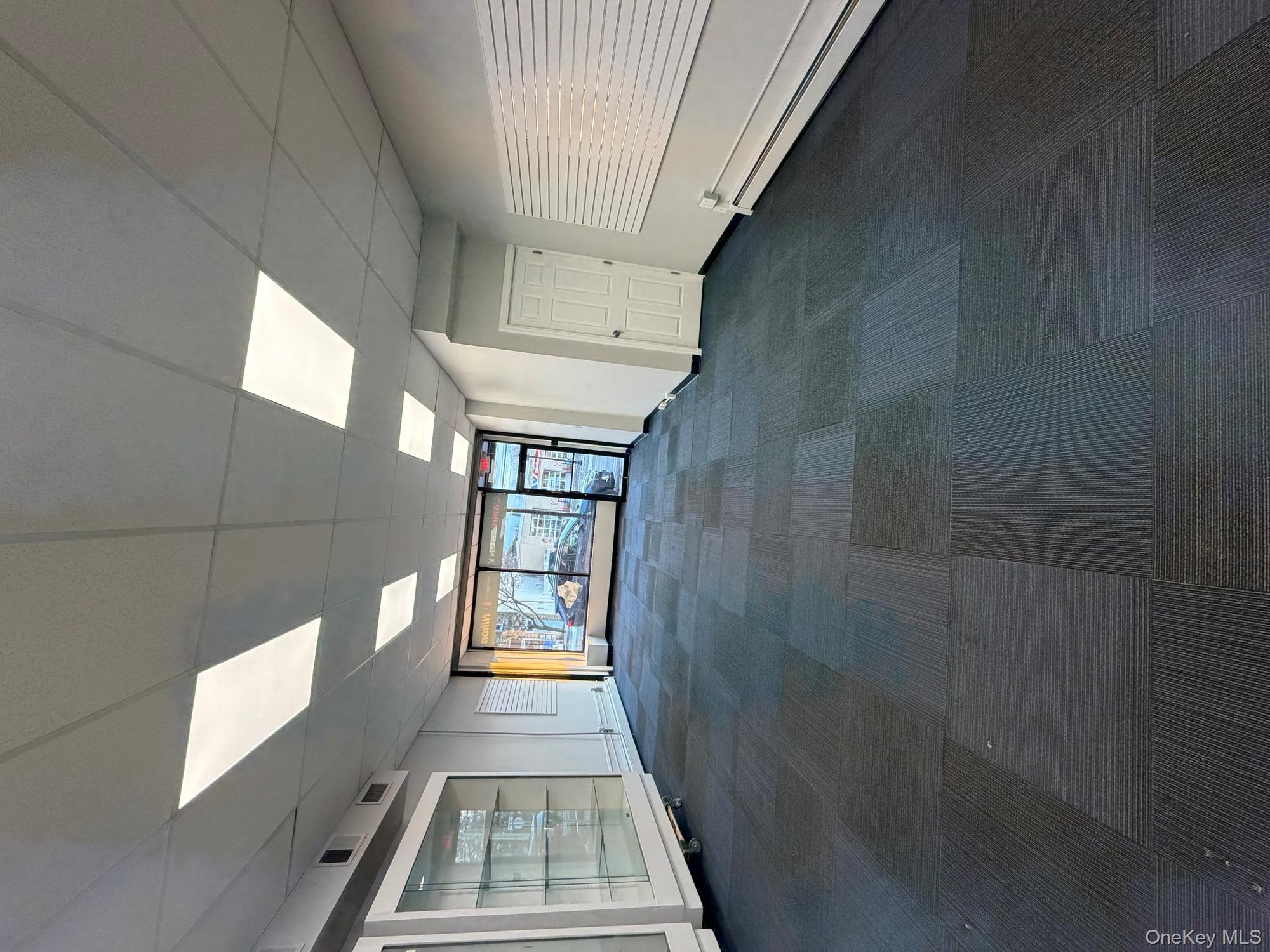 #2 photo, 1015 Jericho Turnpike, מחוז נסאו New Hyde Park , NY 11040