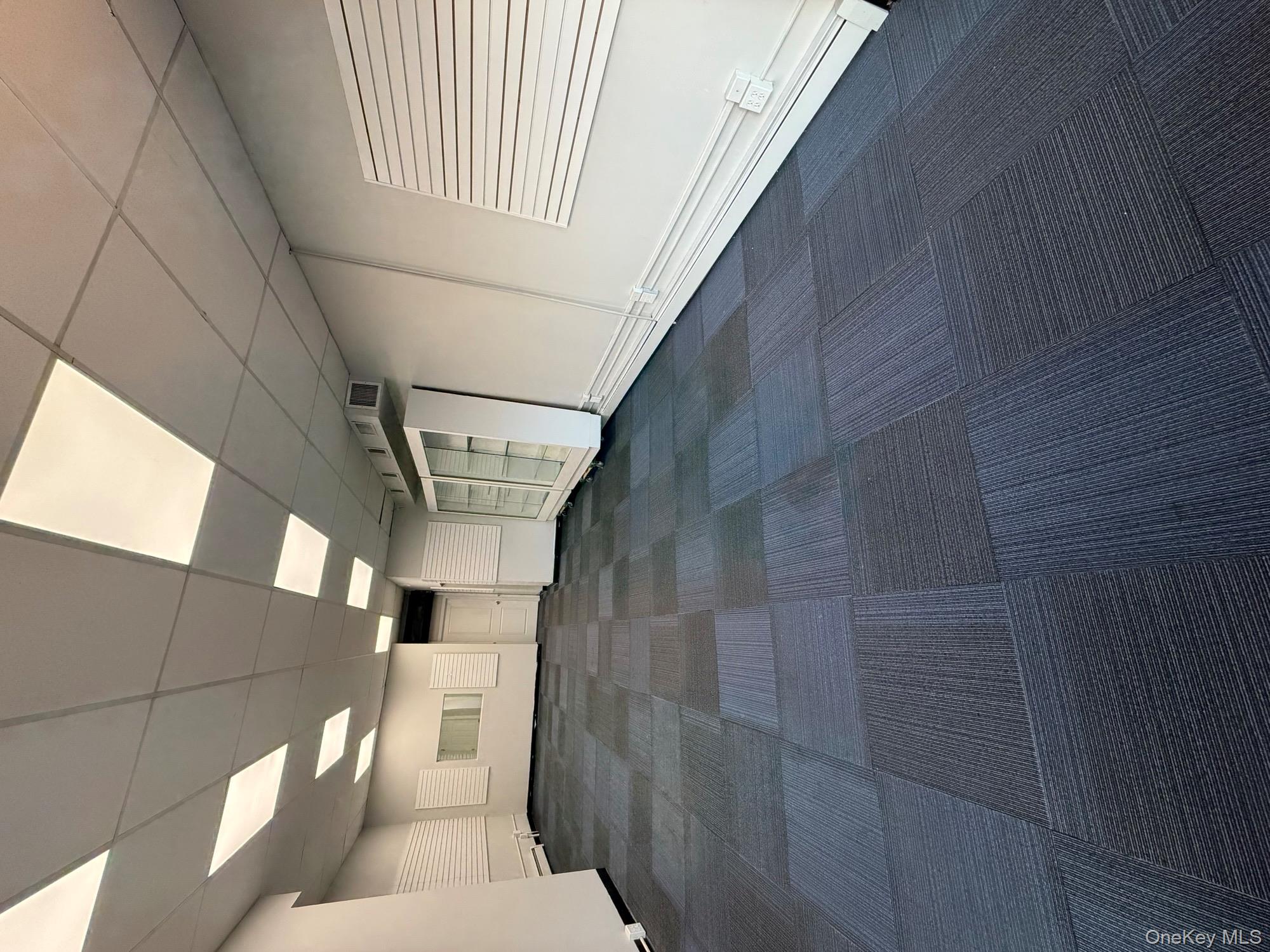 #6 photo, 1015 Jericho Turnpike, מחוז נסאו New Hyde Park , NY 11040