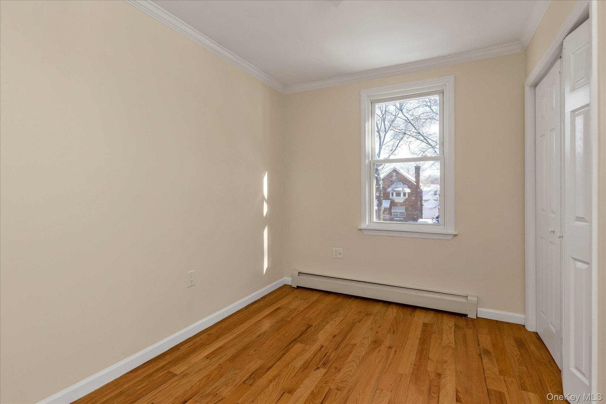 #16 photo, 45-32 Utopia Parkway, קווינס Flushing , NY 11358