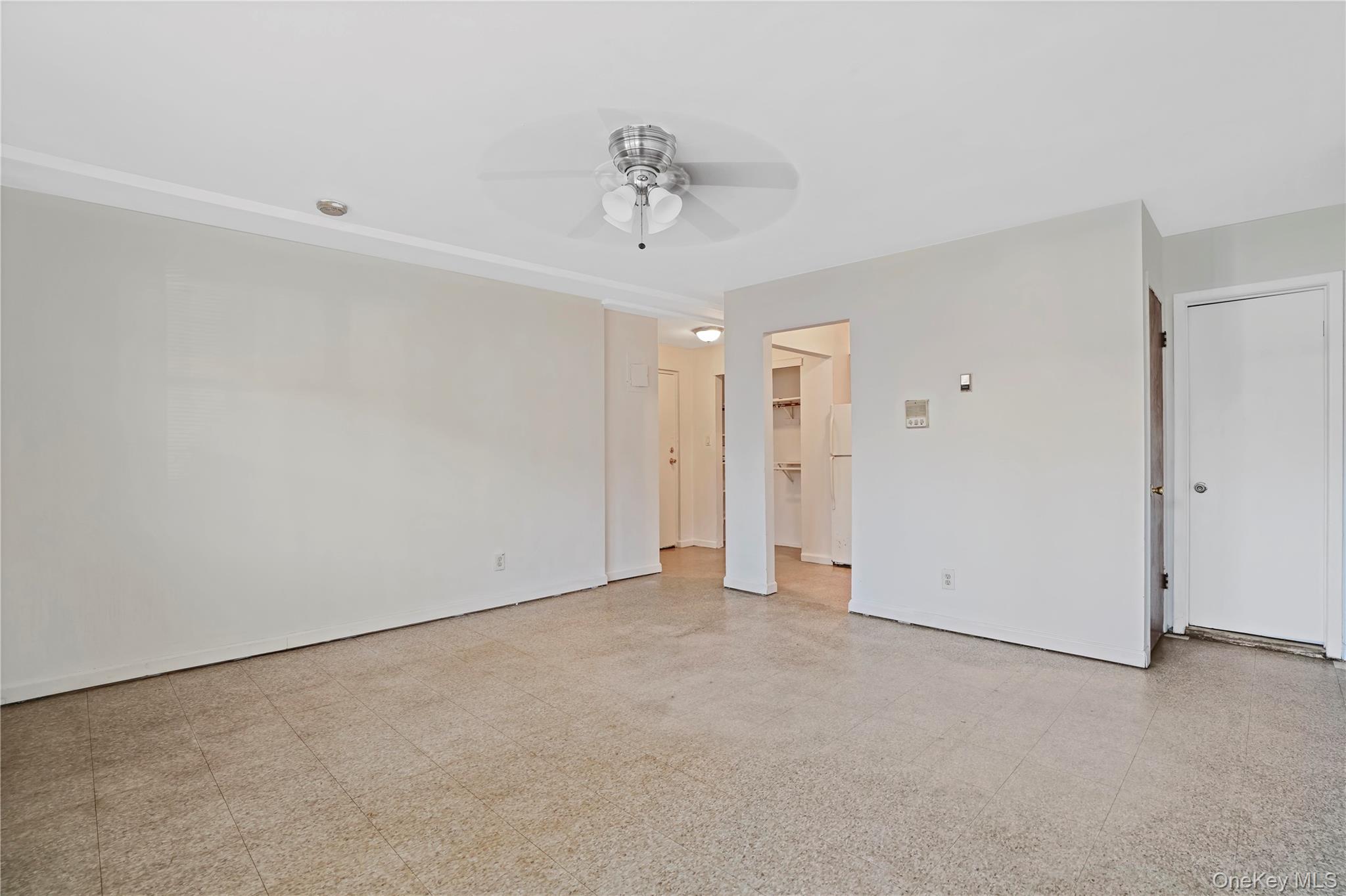 #2 photo, 153-17 78th Street, Куинс ‖ Howard Beach , NY 11414
