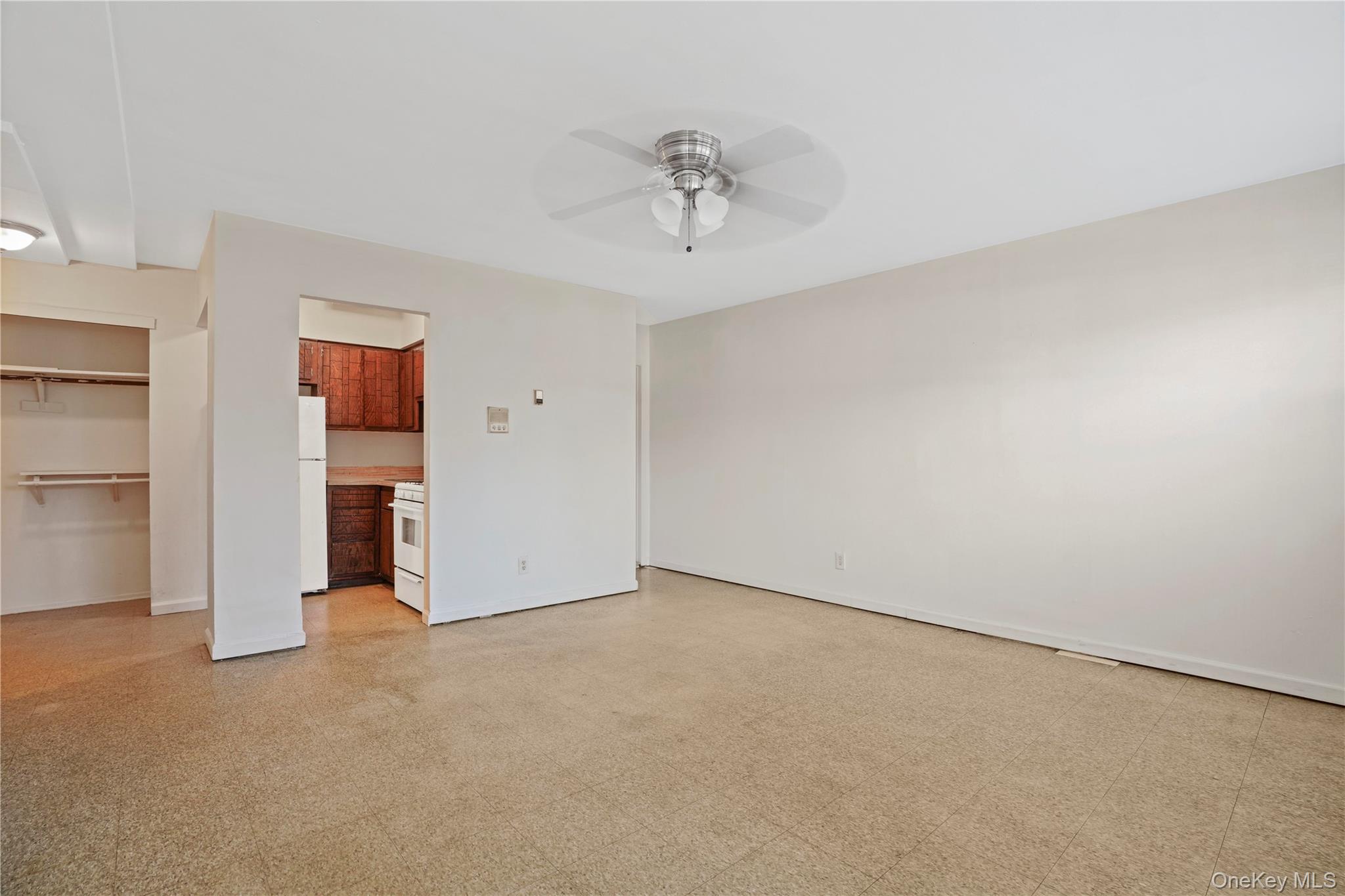 #4 photo, 153-17 78th Street, Куинс ‖ Howard Beach , NY 11414