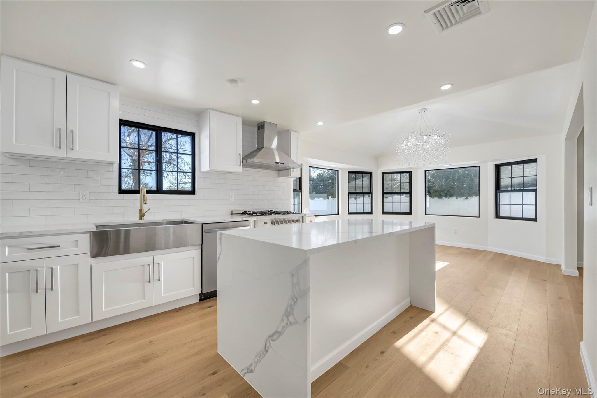 #6 photo, 26 Roseanne Drive, Woodbury , NY 11797