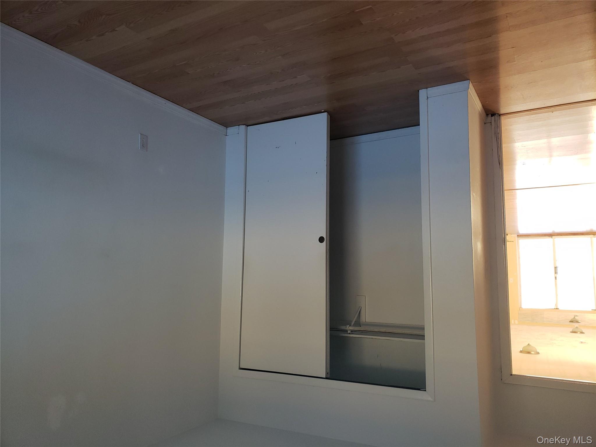 #11 photo, 204 Beach 102nd Street, Куинс ‖ Rockaway Park , NY 11694