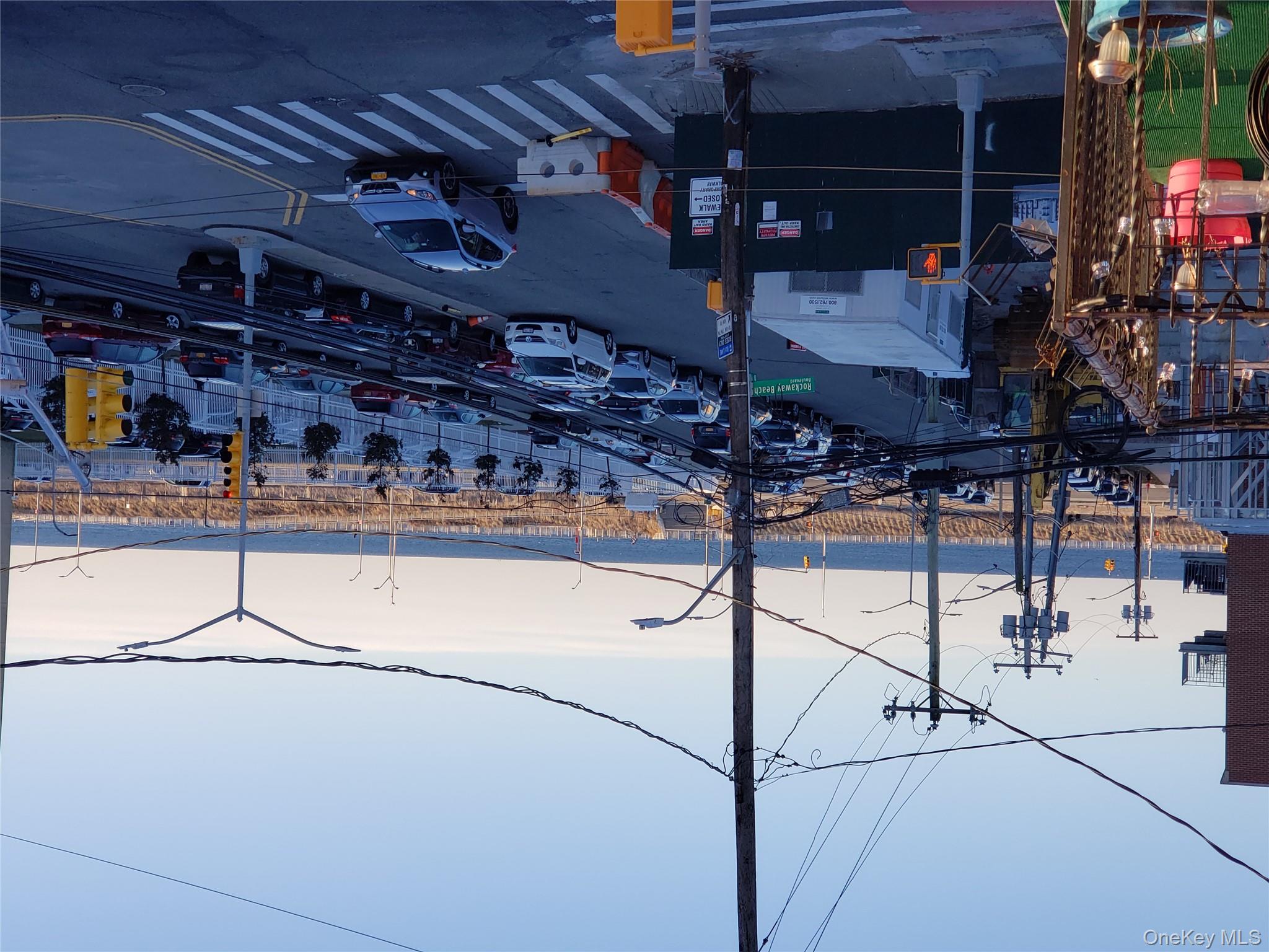 #13 photo, 204 Beach 102nd Street, Куинс ‖ Rockaway Park , NY 11694