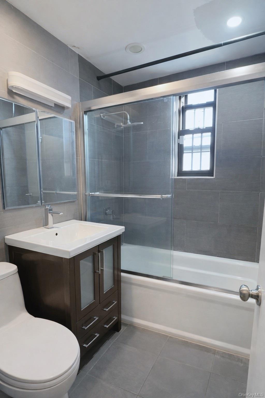 #6 photo, 135-02 Jewel Avenue, 뉴욕퀸즈 Flushing , NY 11367