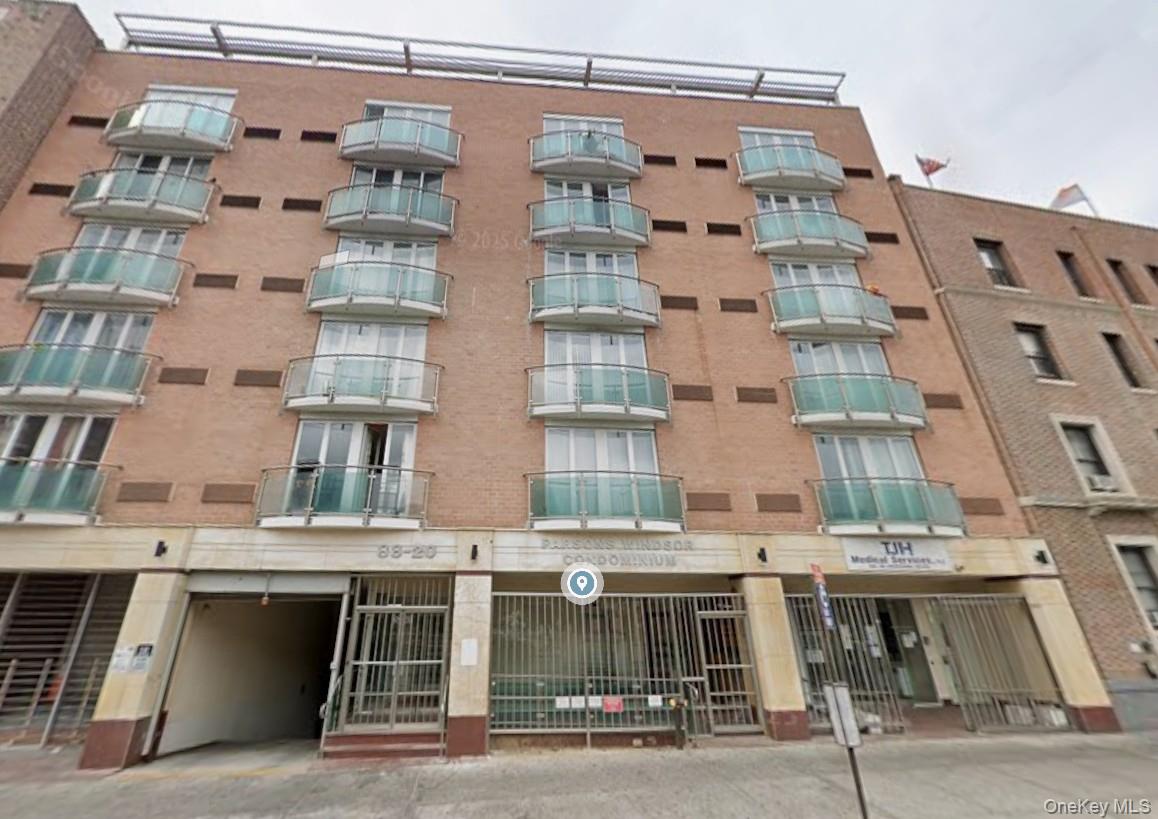 #1 photo, 88-20 Parsons Boulevard, कुईंस Jamaica , NY 11432