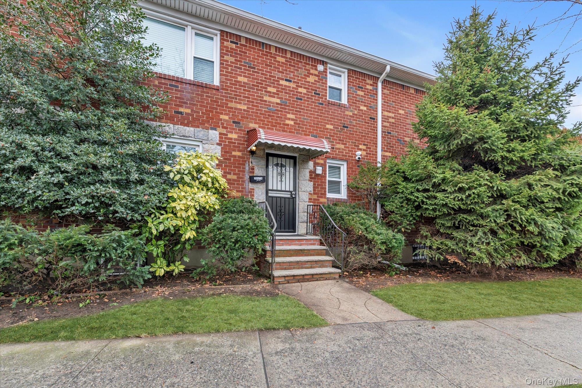 #1 photo, 132-30 80th Street, Куинс ‖ Ozone Park , NY 11417