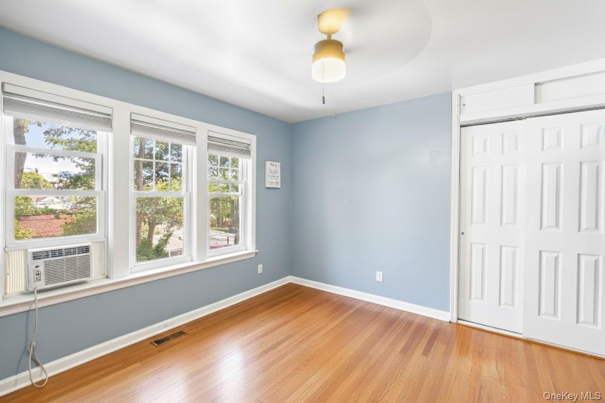 #11 photo, 107-62 93rd Street, קווינס Ozone Park , NY 11417