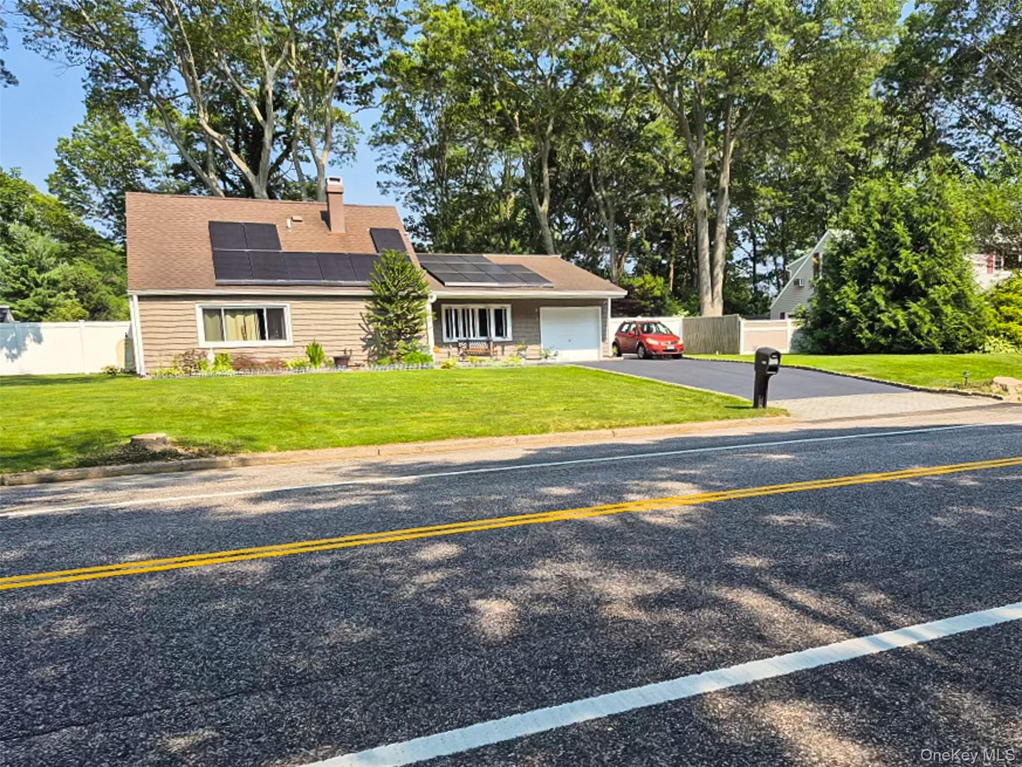 #2 photo, 1039 Sipp Avenue, Саффолк ‖ Medford , NY 11763