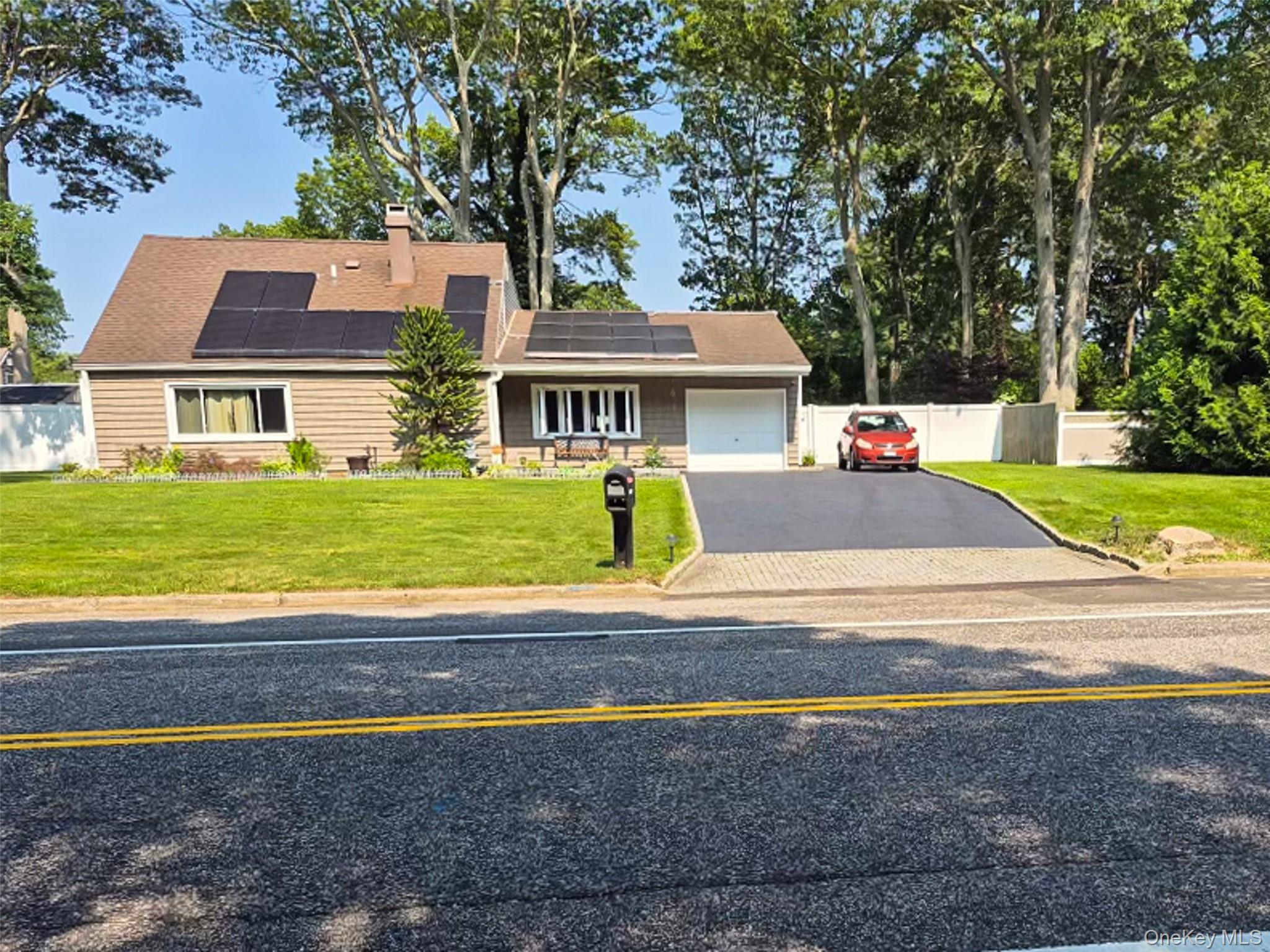 #3 photo, 1039 Sipp Avenue, Саффолк ‖ Medford , NY 11763