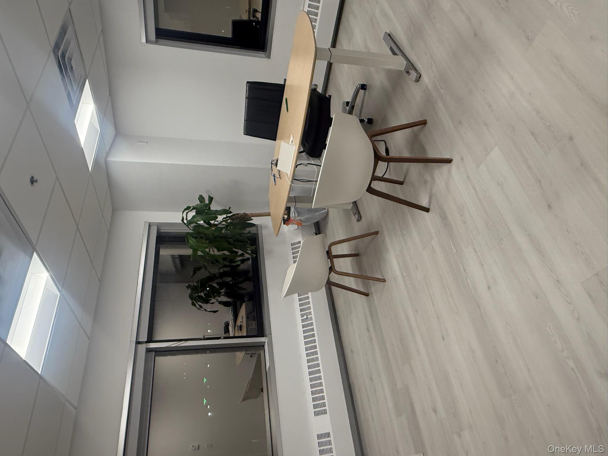 #4 photo, 40 Cuttermill, Нассау ‖ Great Neck , NY 11021