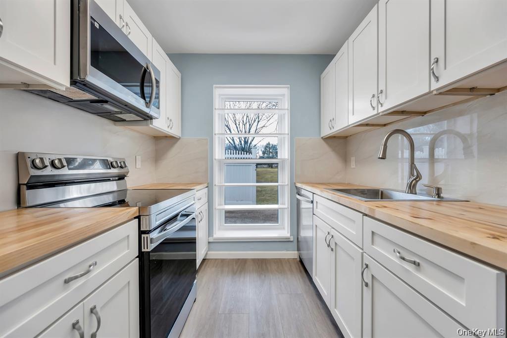 #15 photo, 65 Federal Lane, Саффолк ‖ Coram , NY 11727