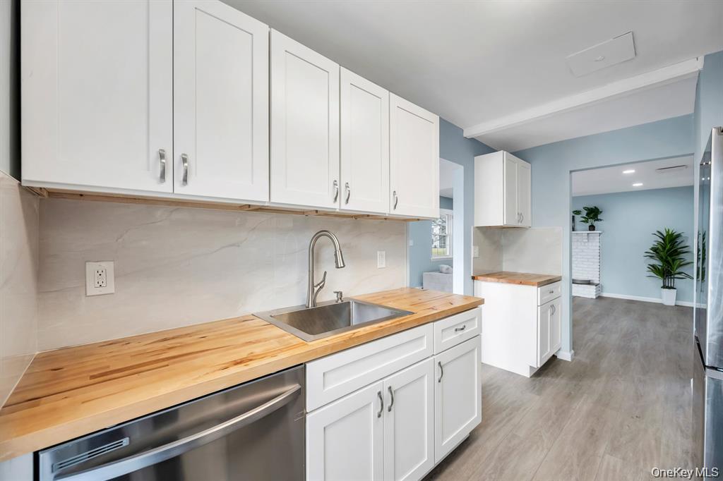 #18 photo, 65 Federal Lane, Саффолк ‖ Coram , NY 11727