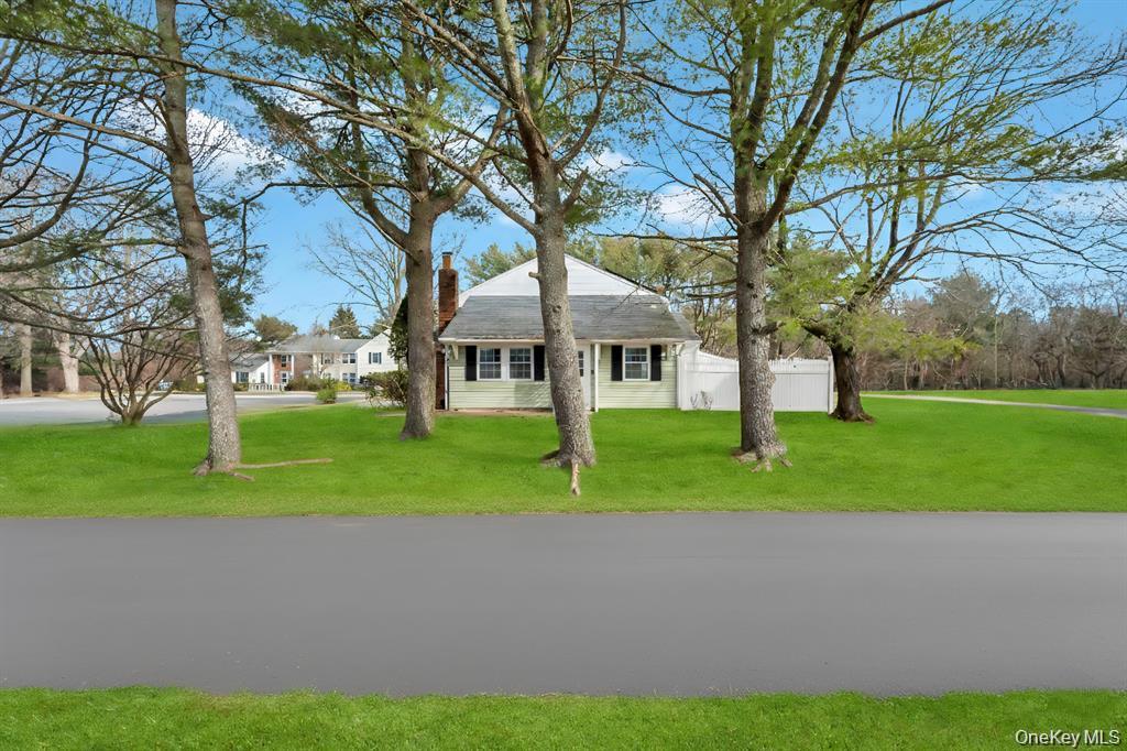 #7 photo, 65 Federal Lane, Саффолк ‖ Coram , NY 11727