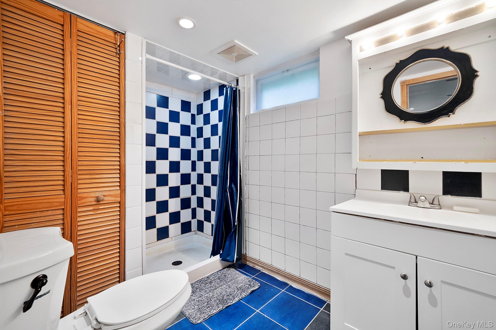 #10 photo, 824 Lincoln Avenue, Bohemia , NY 11716