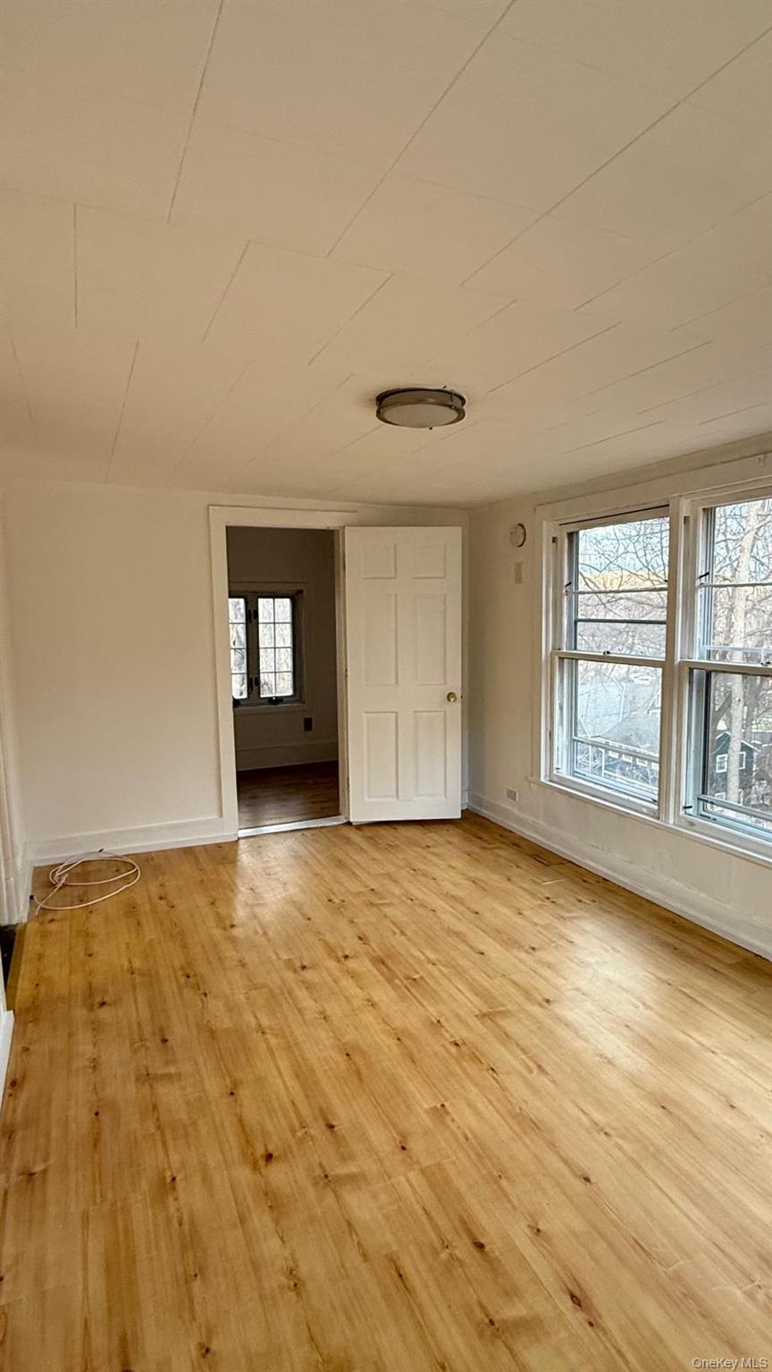 #4 photo, 333 Girard Street, Esopus , NY 12429