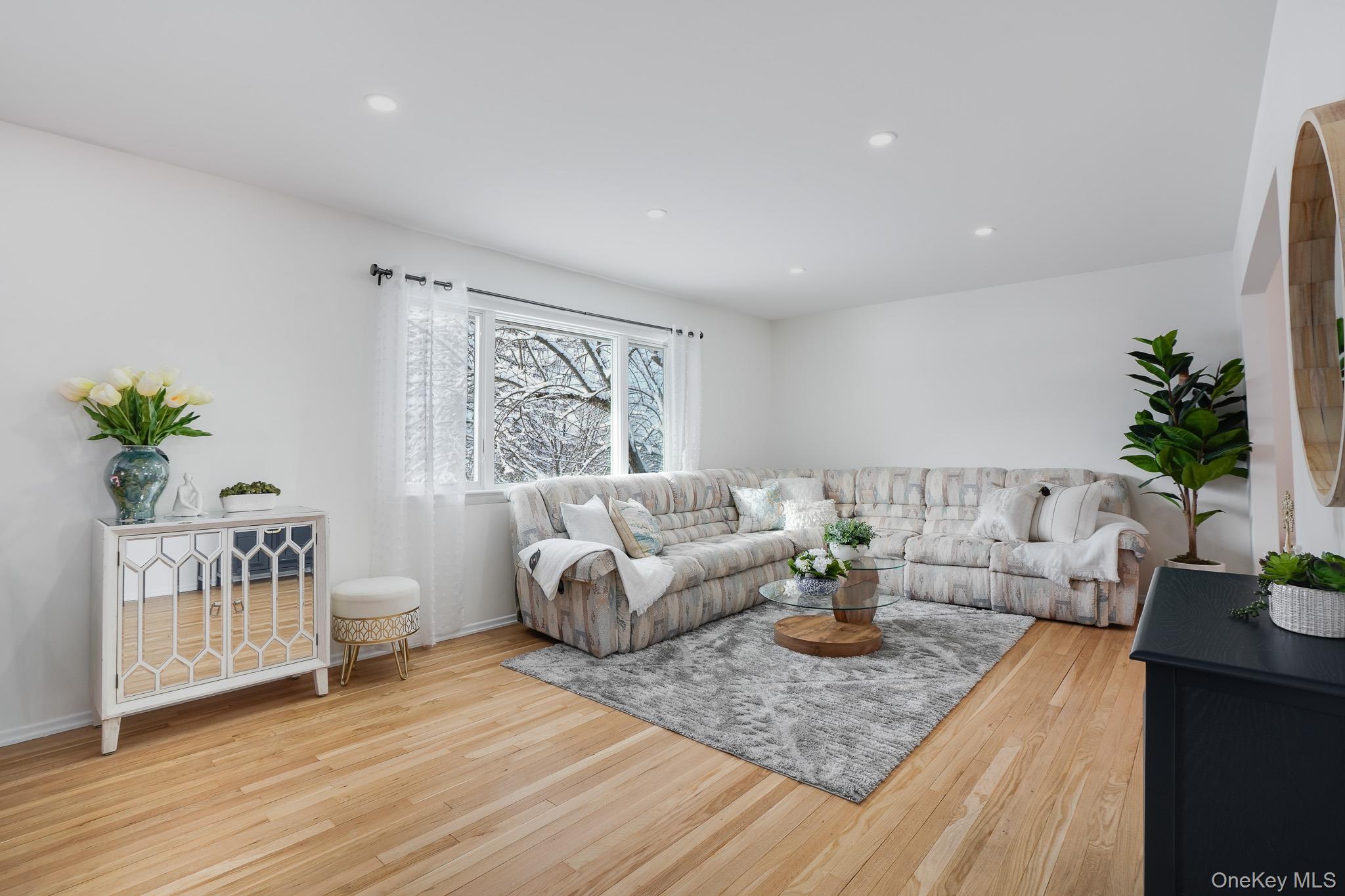 #5 photo, 7 Bracken Road, Ossining , NY 10562