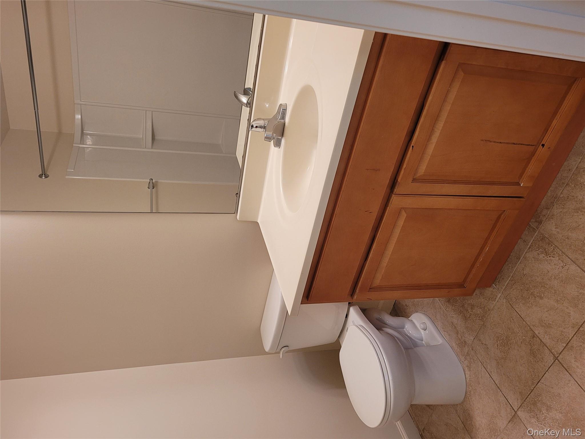 #13 photo, 296 Ruth Court, 纽约州 Middletown , NY 10940