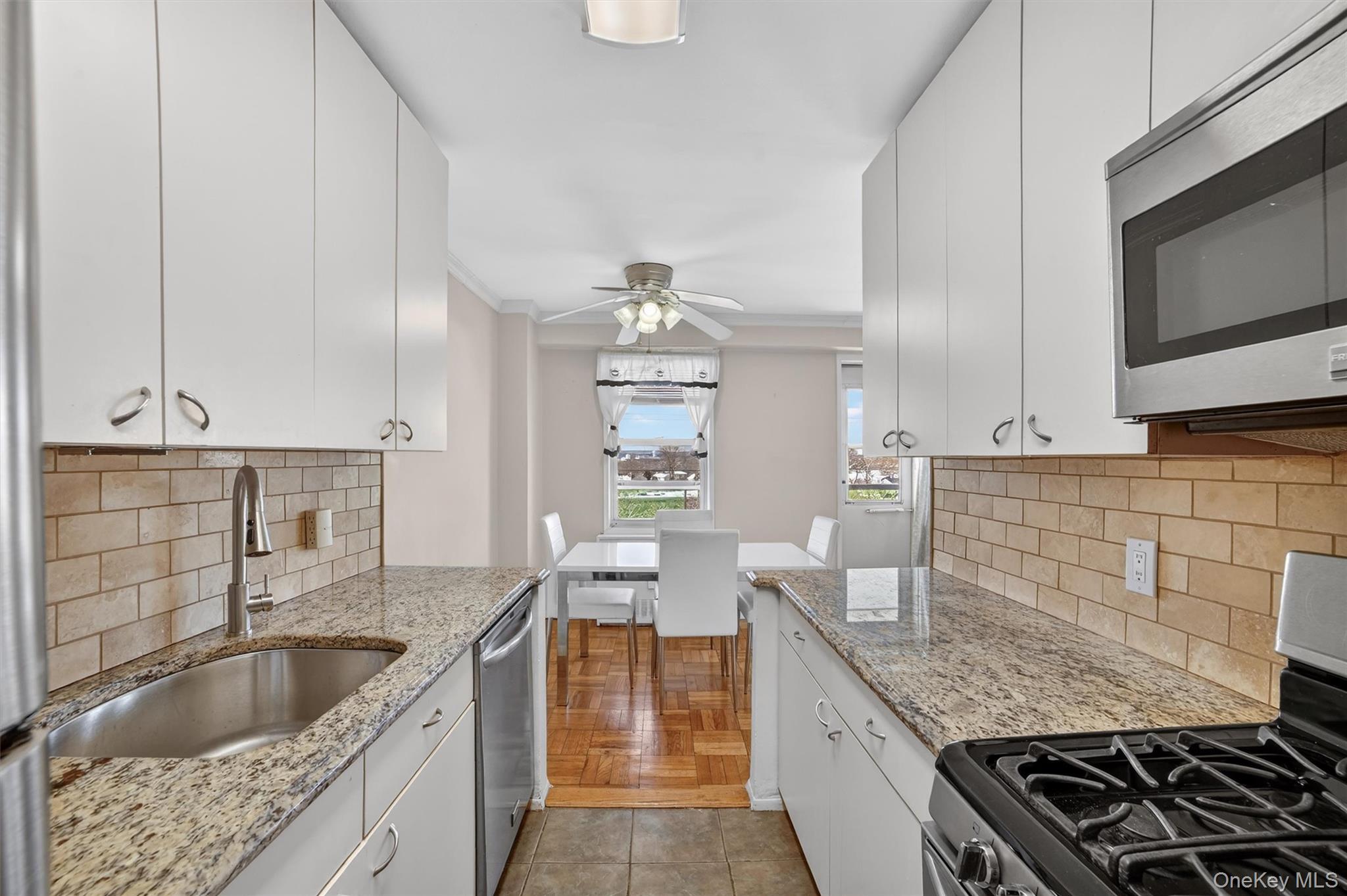 #11 photo, 1853 Central Park Avenue, 纽约州 Yonkers , NY 10710