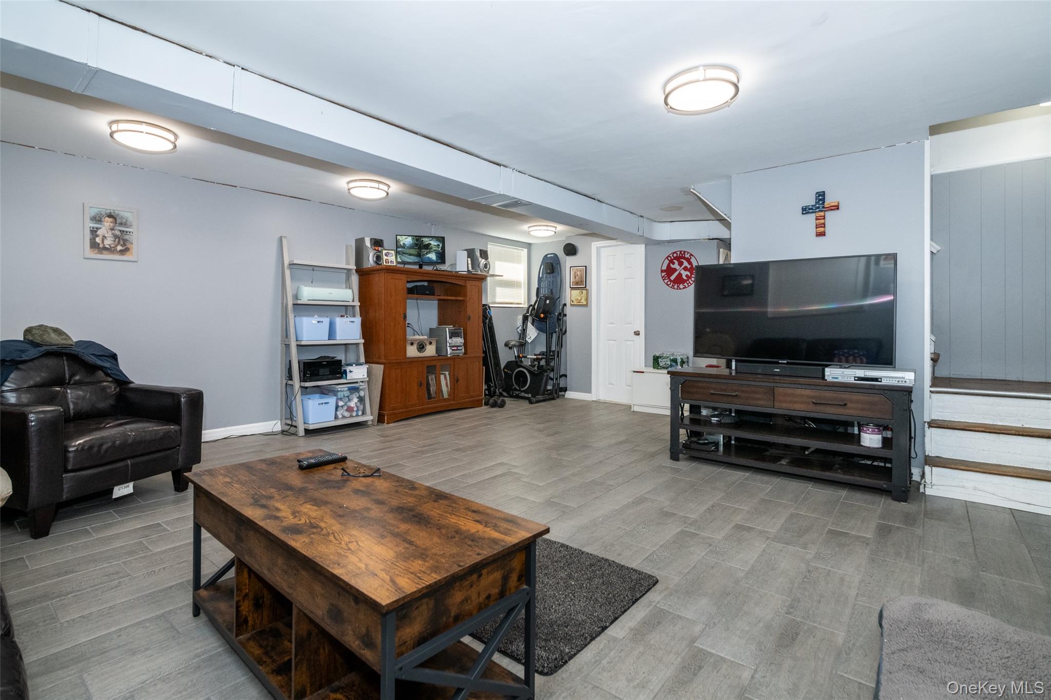 #9 photo, 2542 Hollers Avenue, הברונקס Bronx , NY 10475