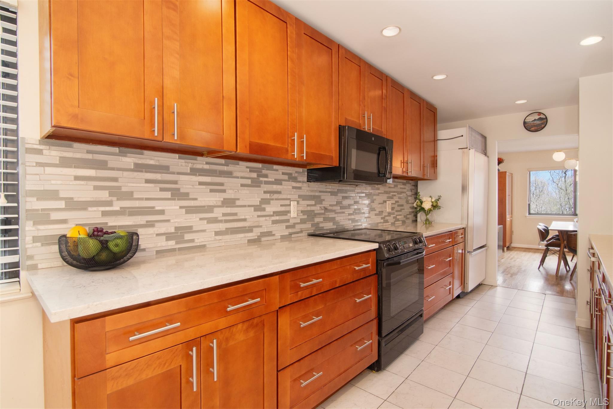 #13 photo, 372 Birch Lane, Irvington , NY 10533