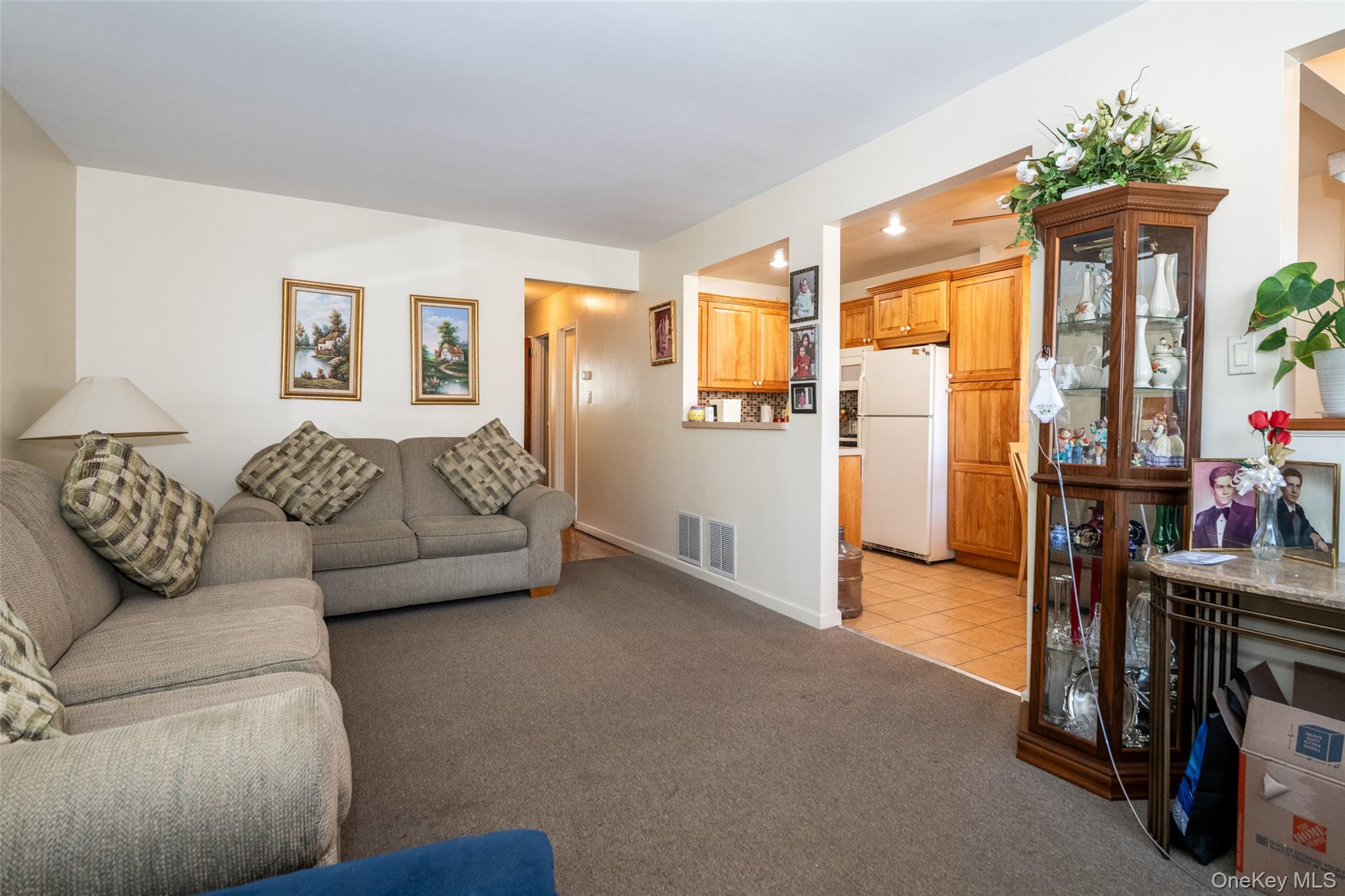 #5 photo, 2544 Hollers Avenue, הברונקס Bronx , NY 10475