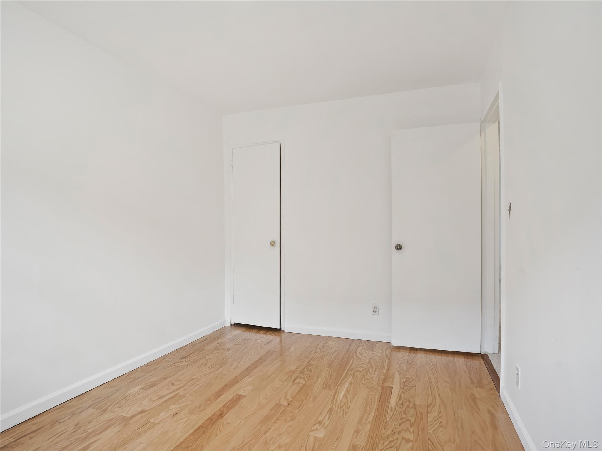 #13 photo, 6 DeHaven Drive, 纽约州 Yonkers , NY 10703